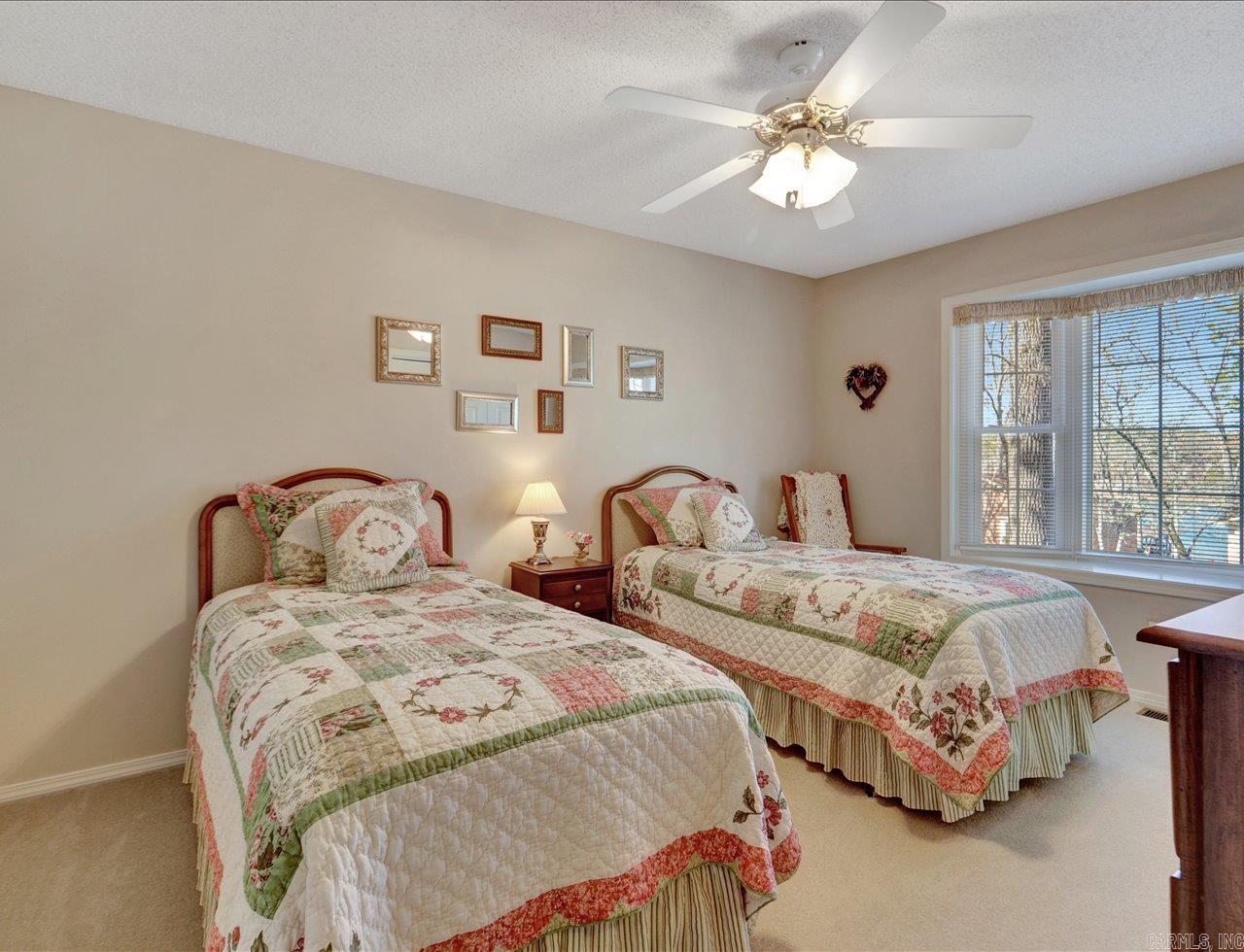 44 Zarpa Way