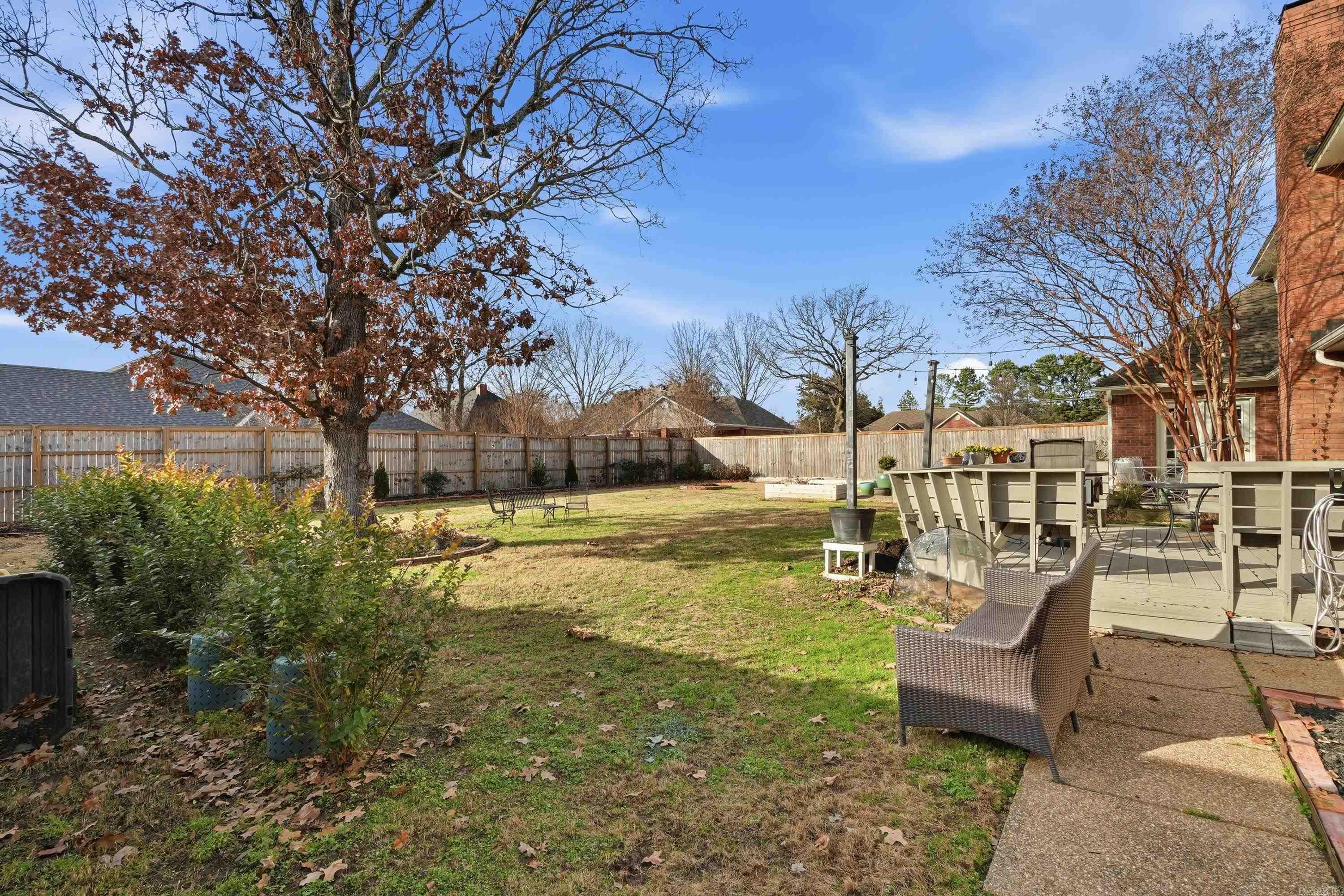 1945 COLUMBIA Drive