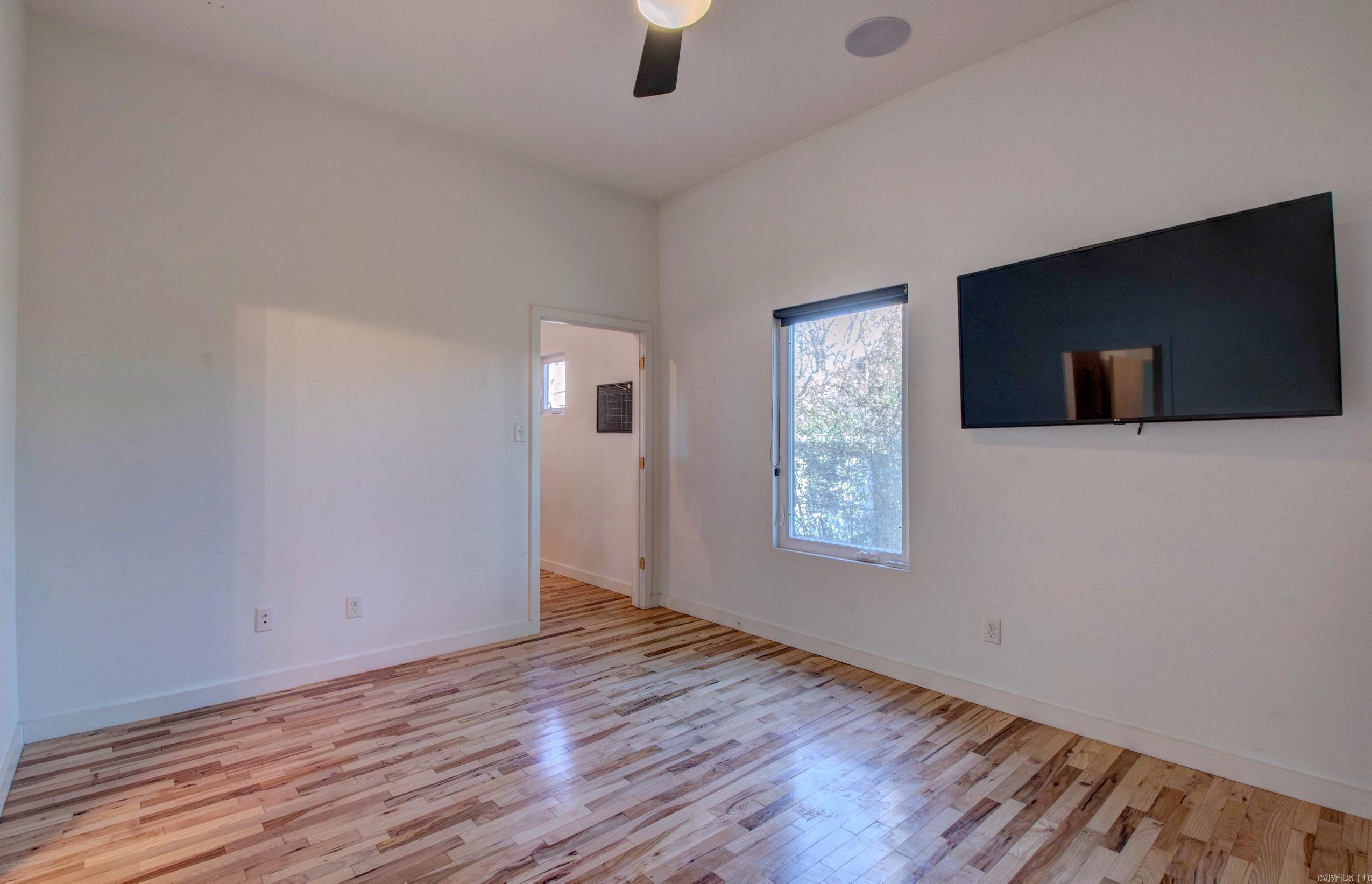 2721 W Capitol Avenue
