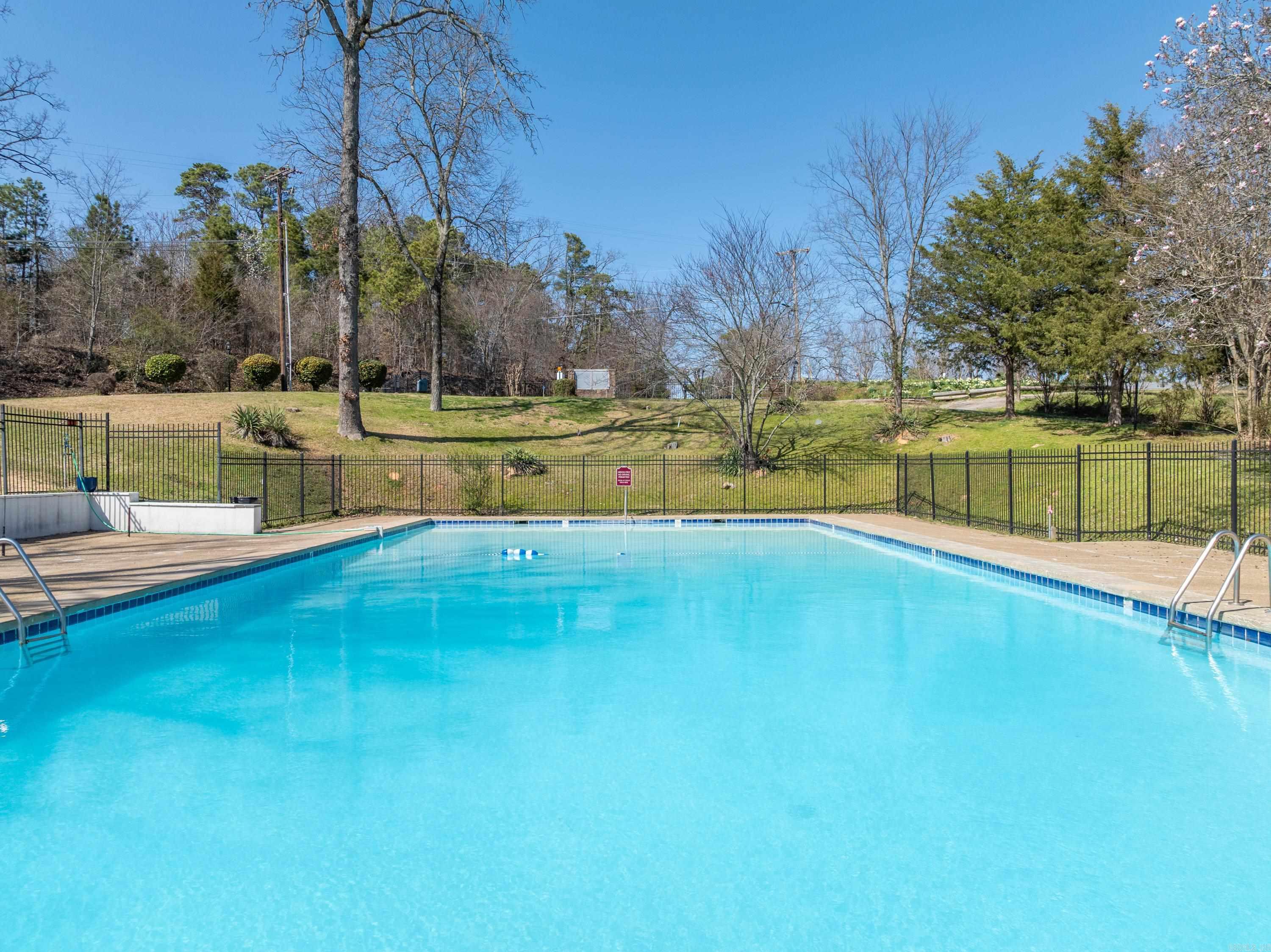 210 Aberina Unit: J1