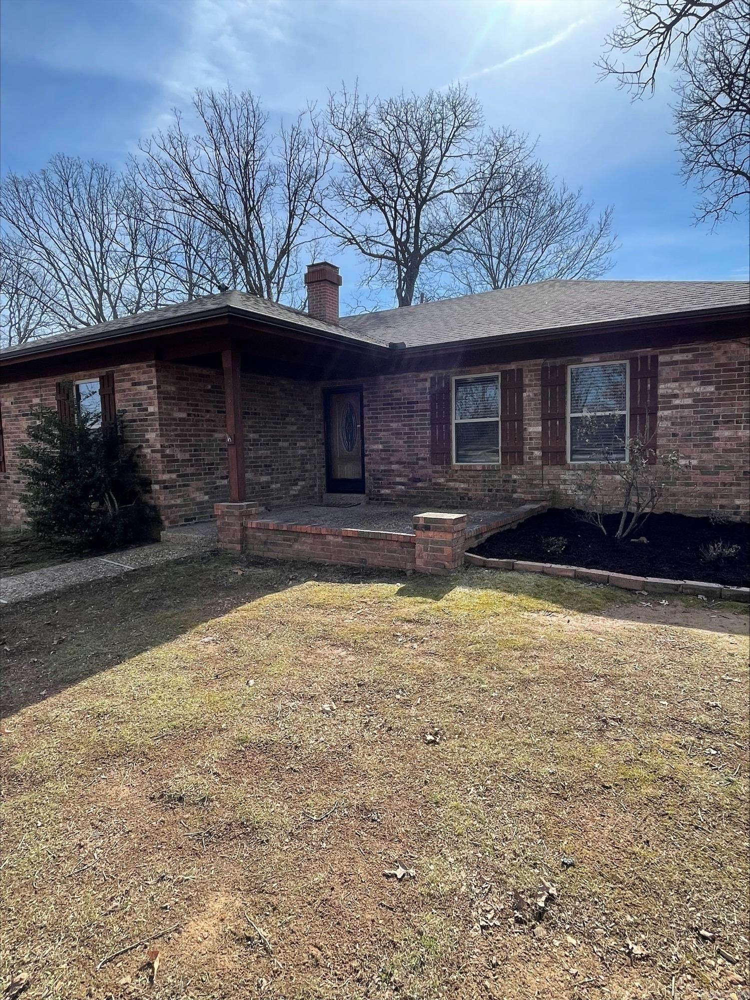 208 Elwood Dr