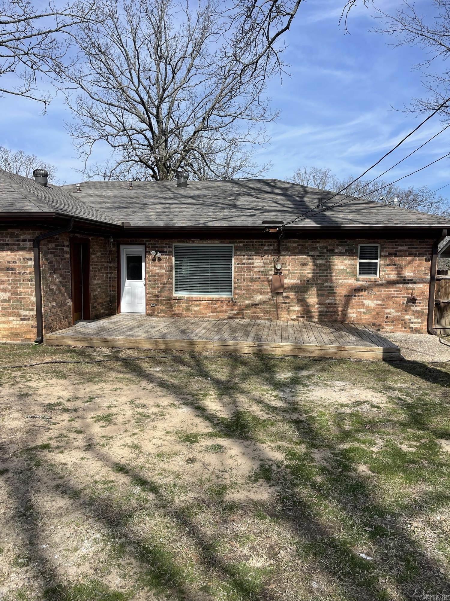 208 Elwood Dr