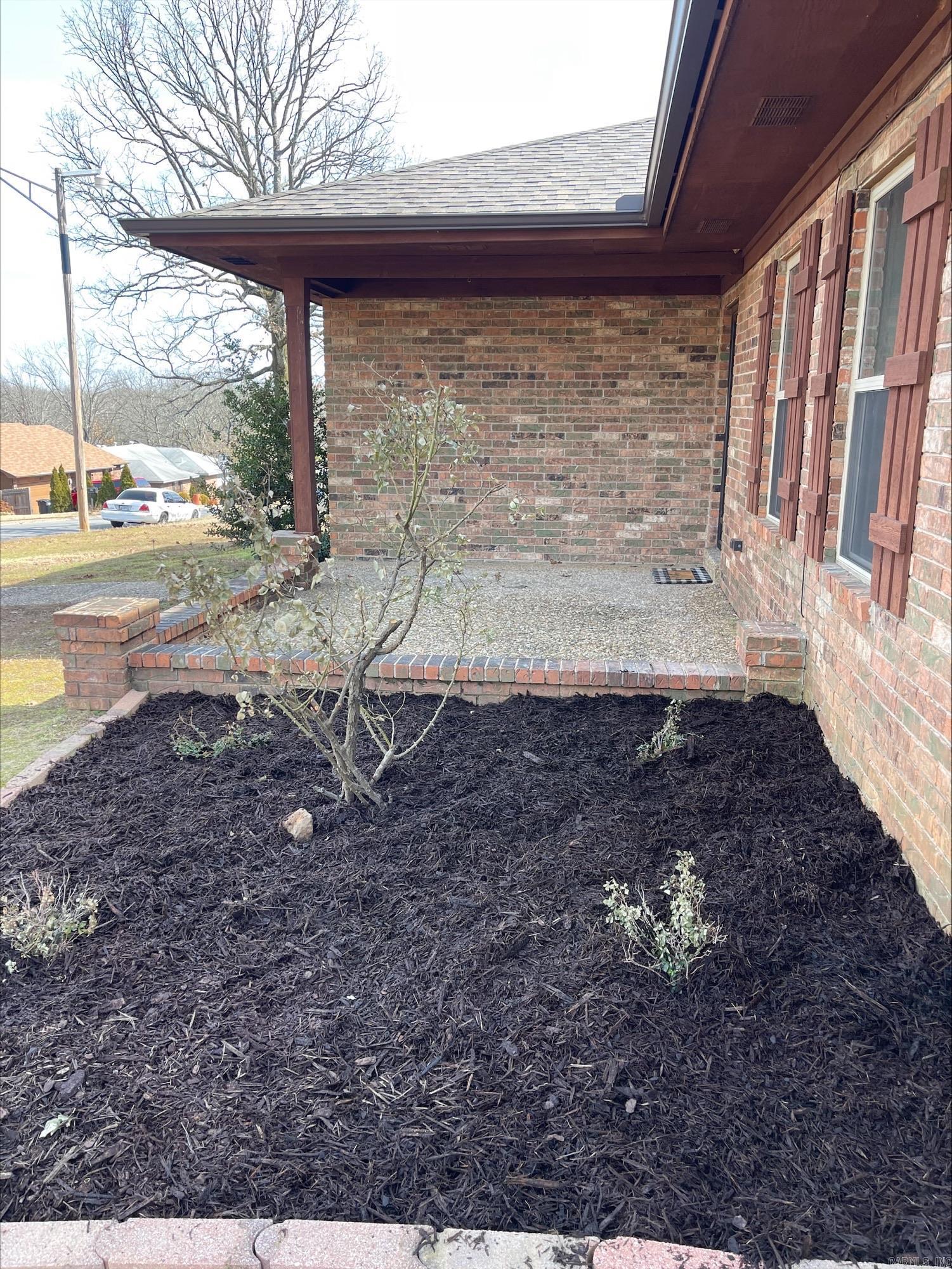 208 Elwood Dr