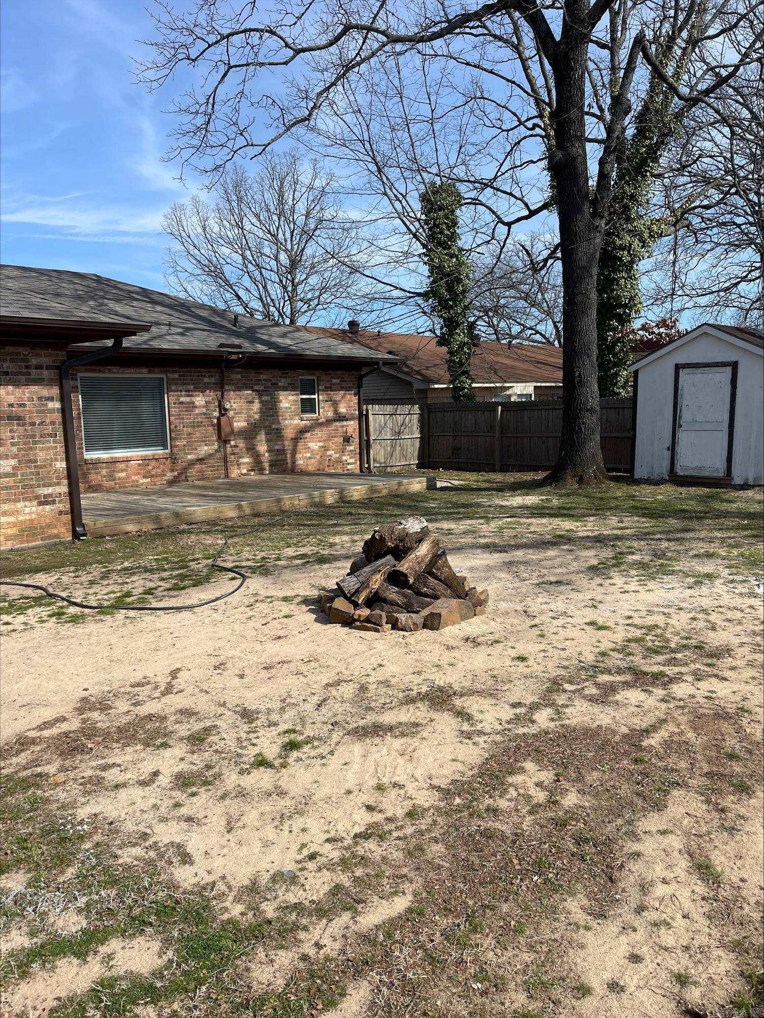 208 Elwood Dr
