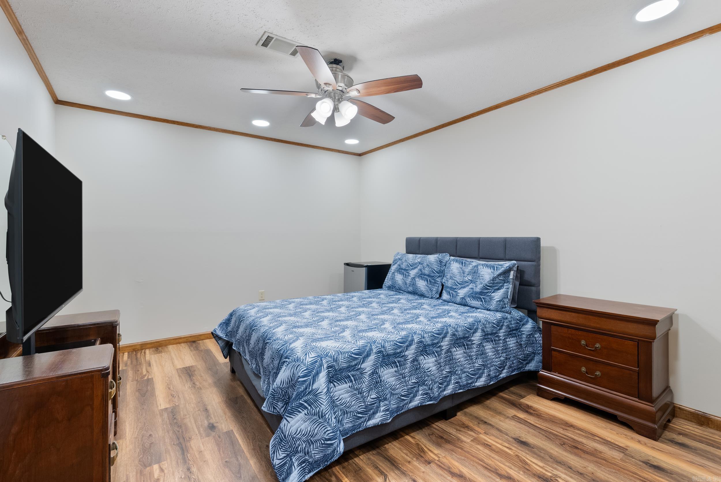 1360 Stanley Russ Rd