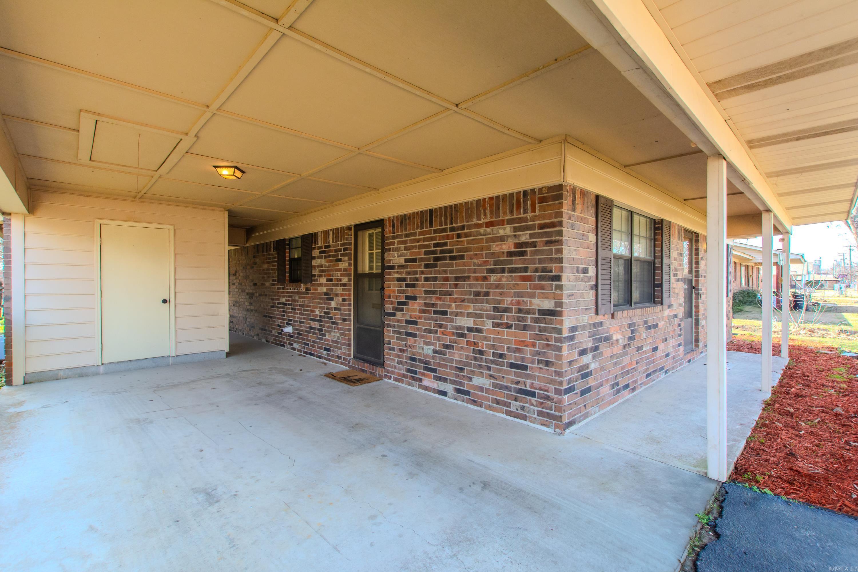 311 E 2nd Street