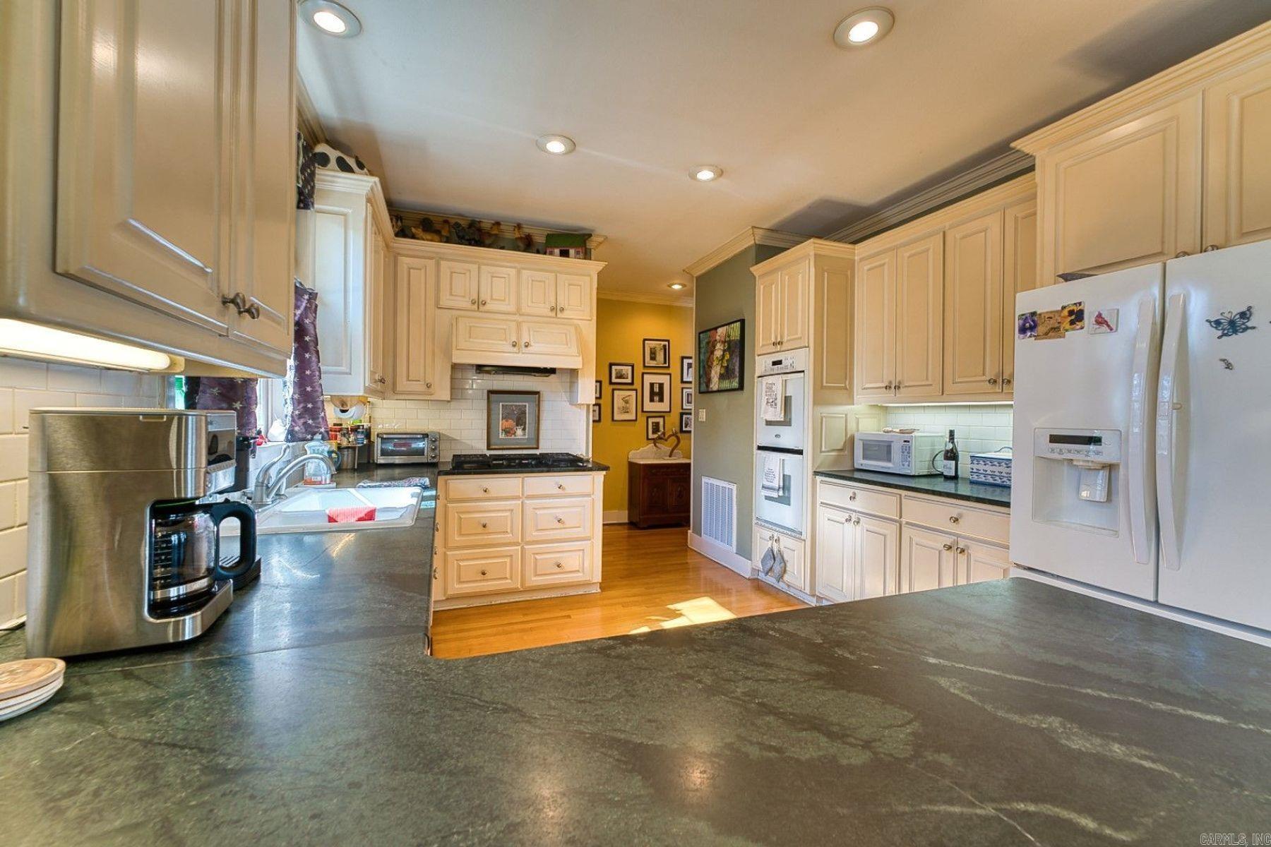 540 Bellaire Drive