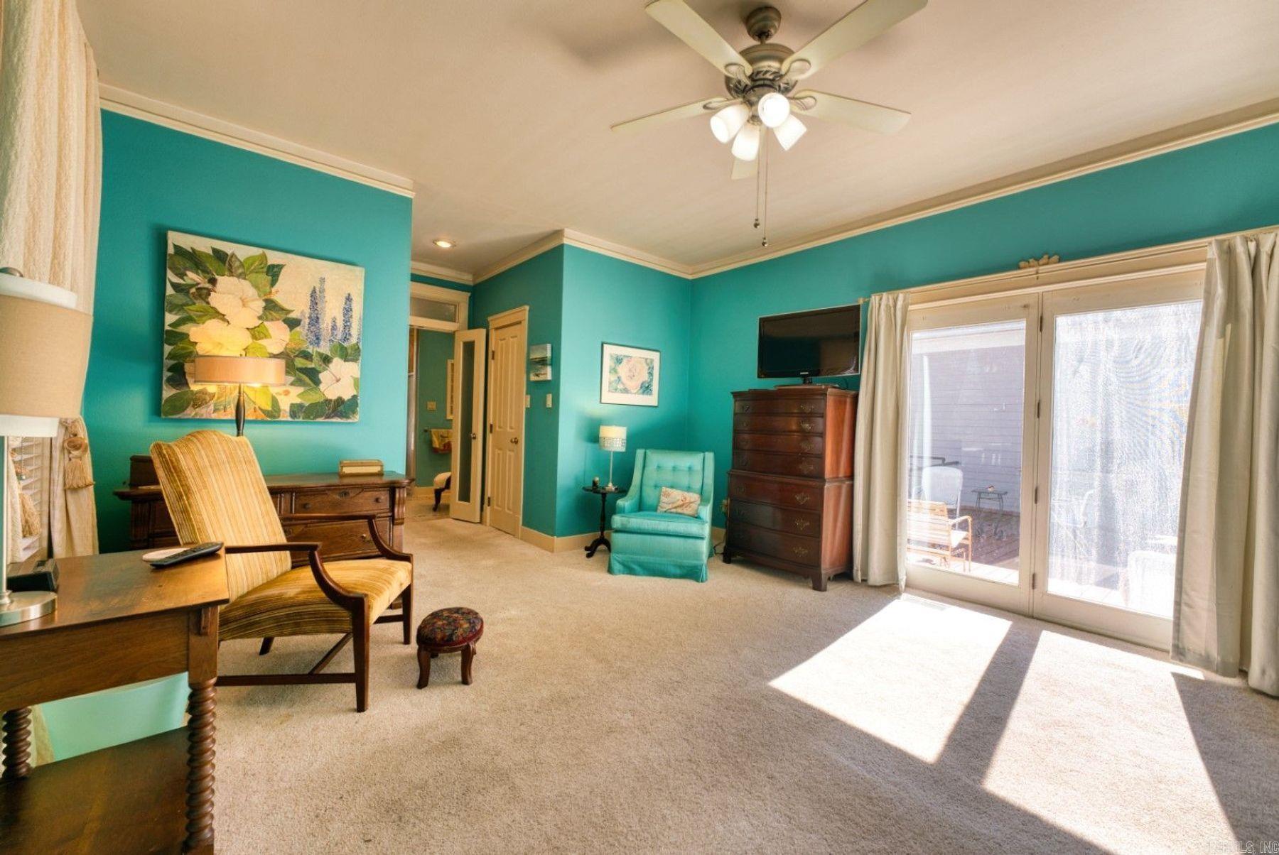 540 Bellaire Drive