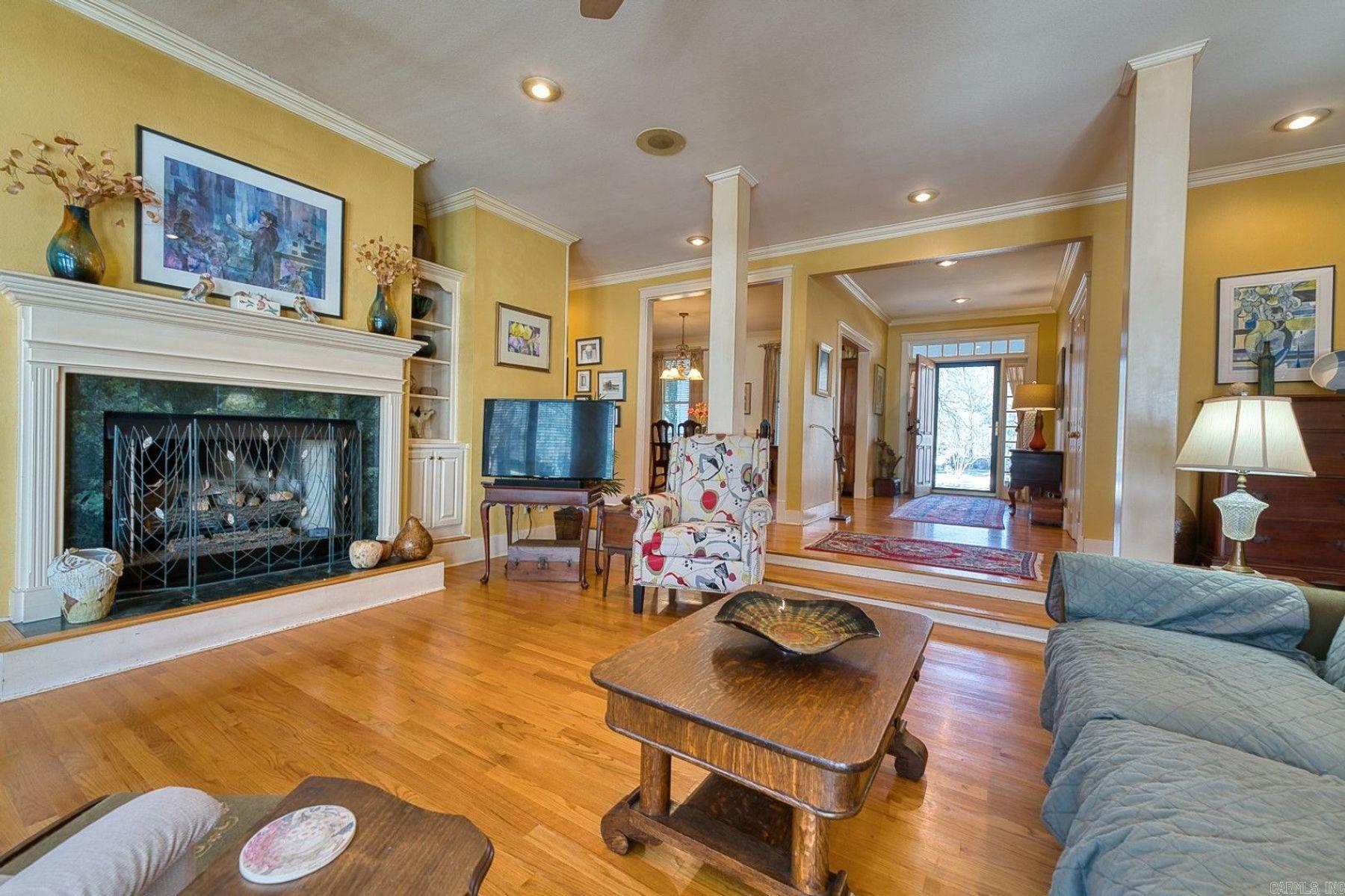 540 Bellaire Drive