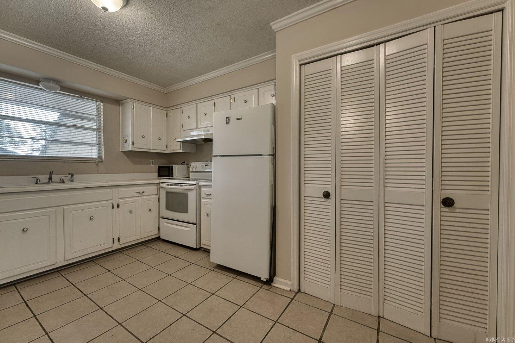 125 Carl Drive, Unit 15