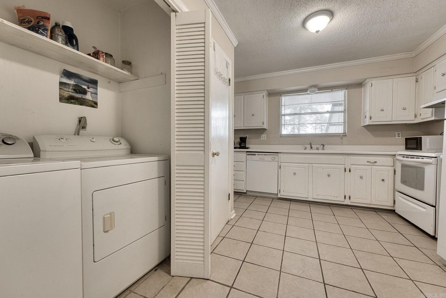 125 Carl Drive, Unit 15