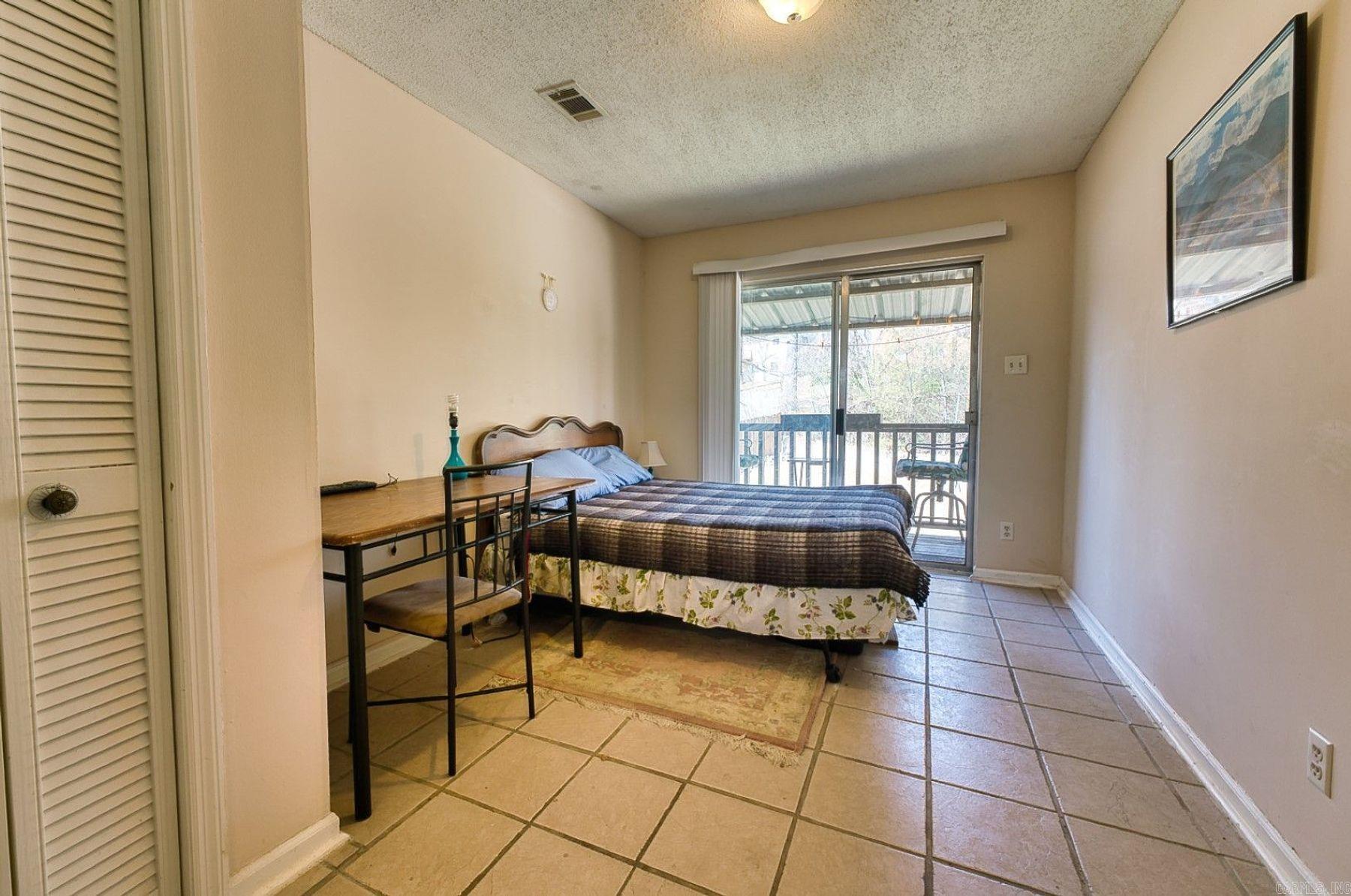 125 Carl Drive, Unit 15