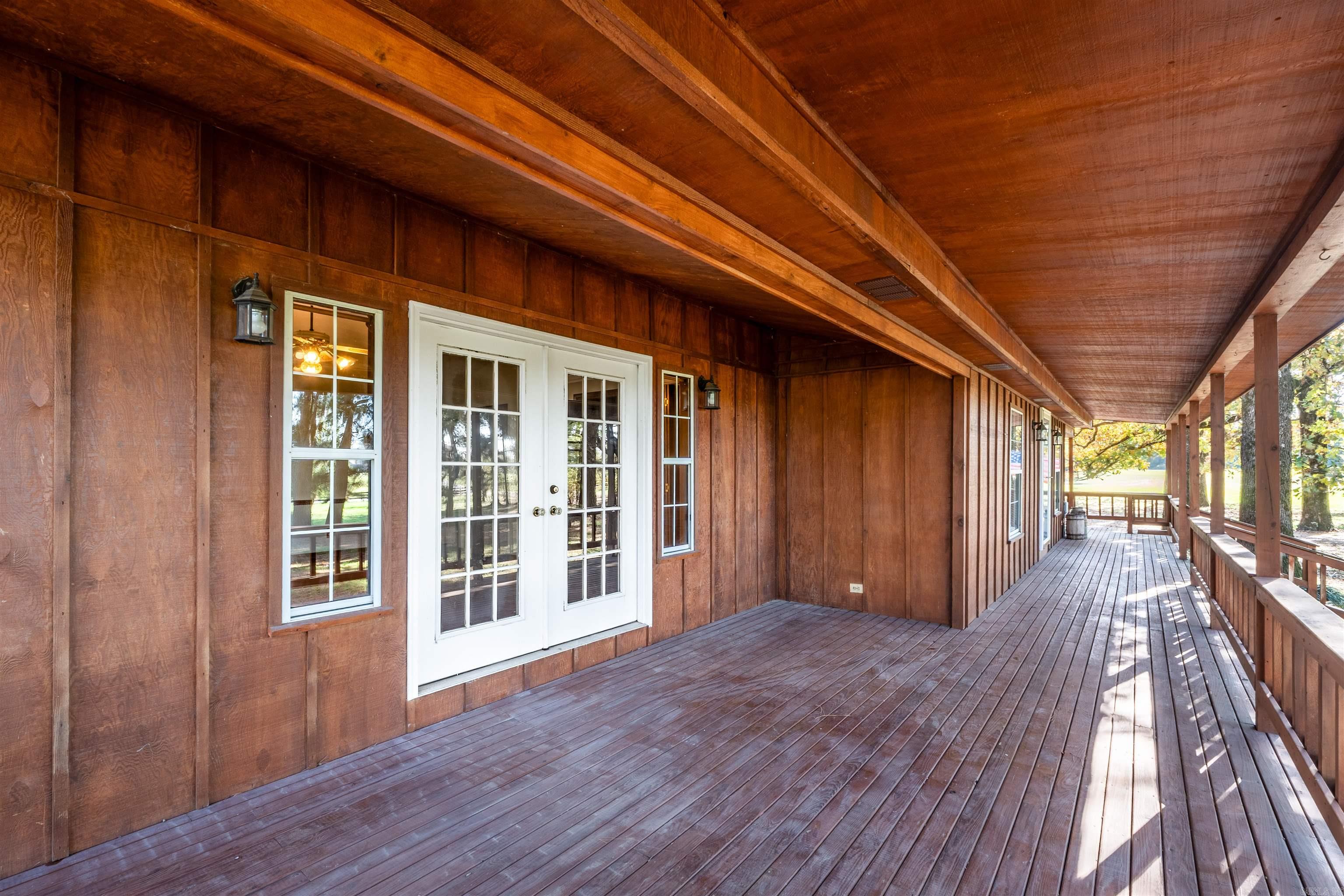 86 Arrowhead Rd.