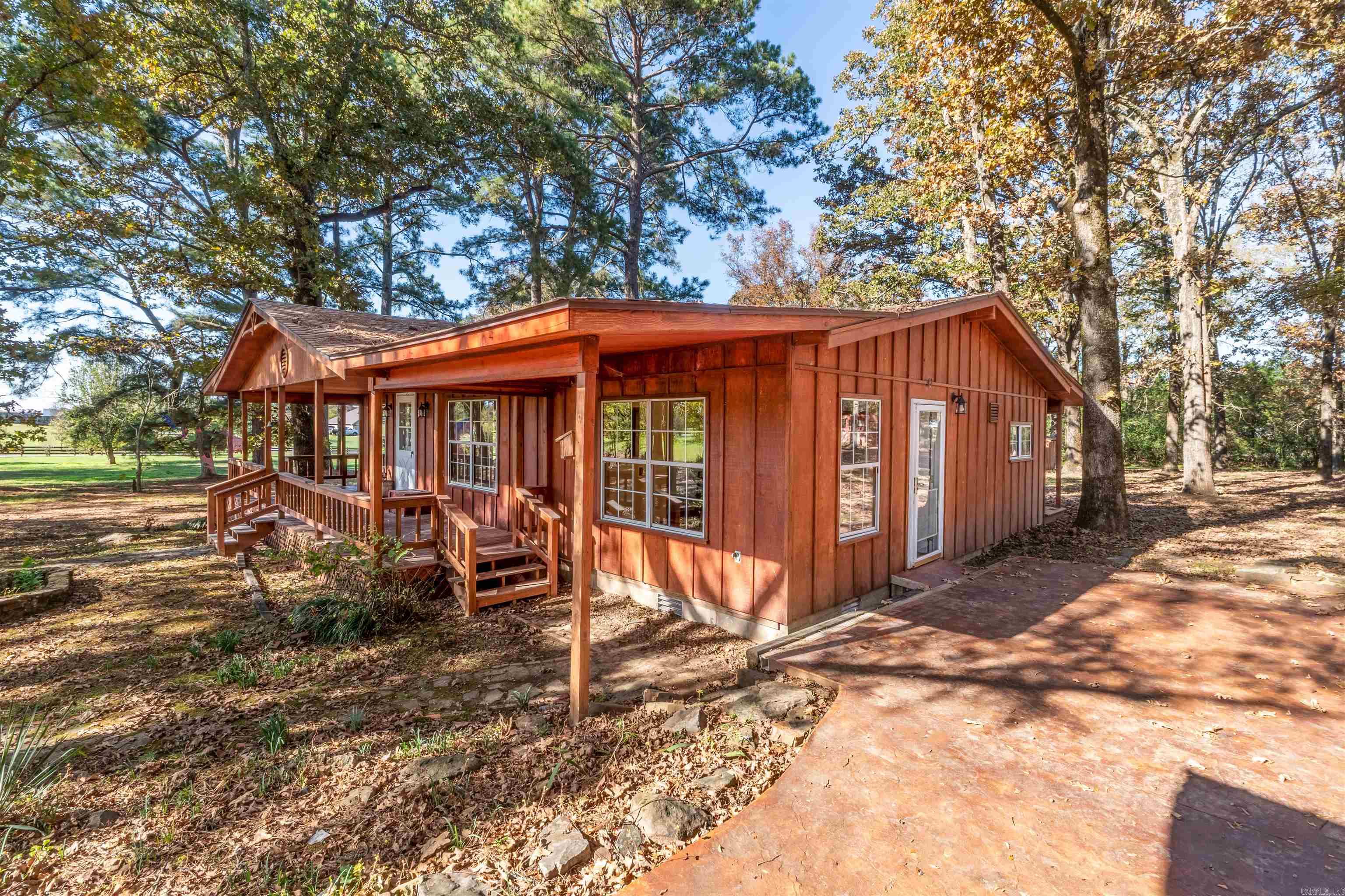 86 Arrowhead Rd.