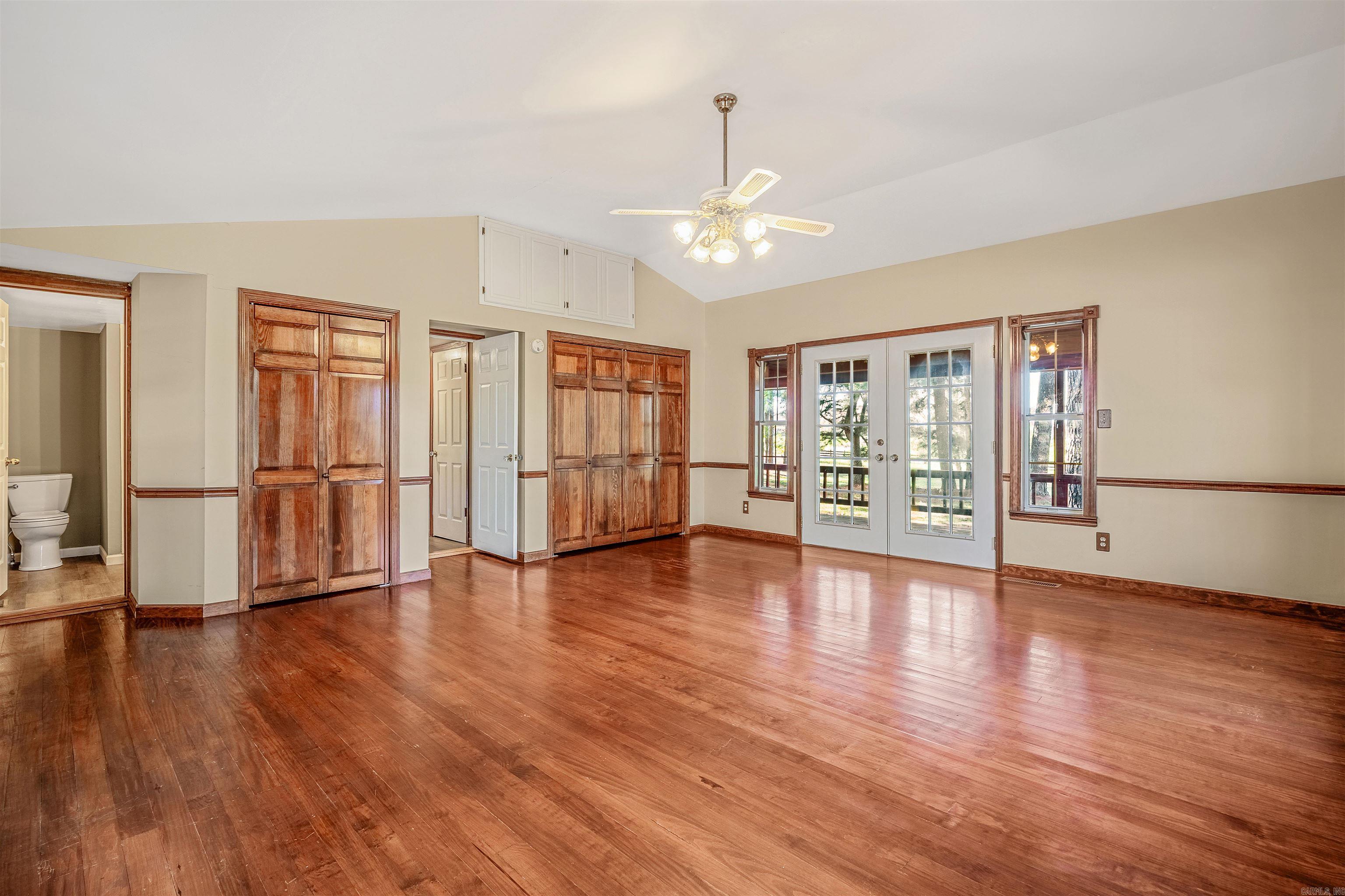 86 Arrowhead Rd.