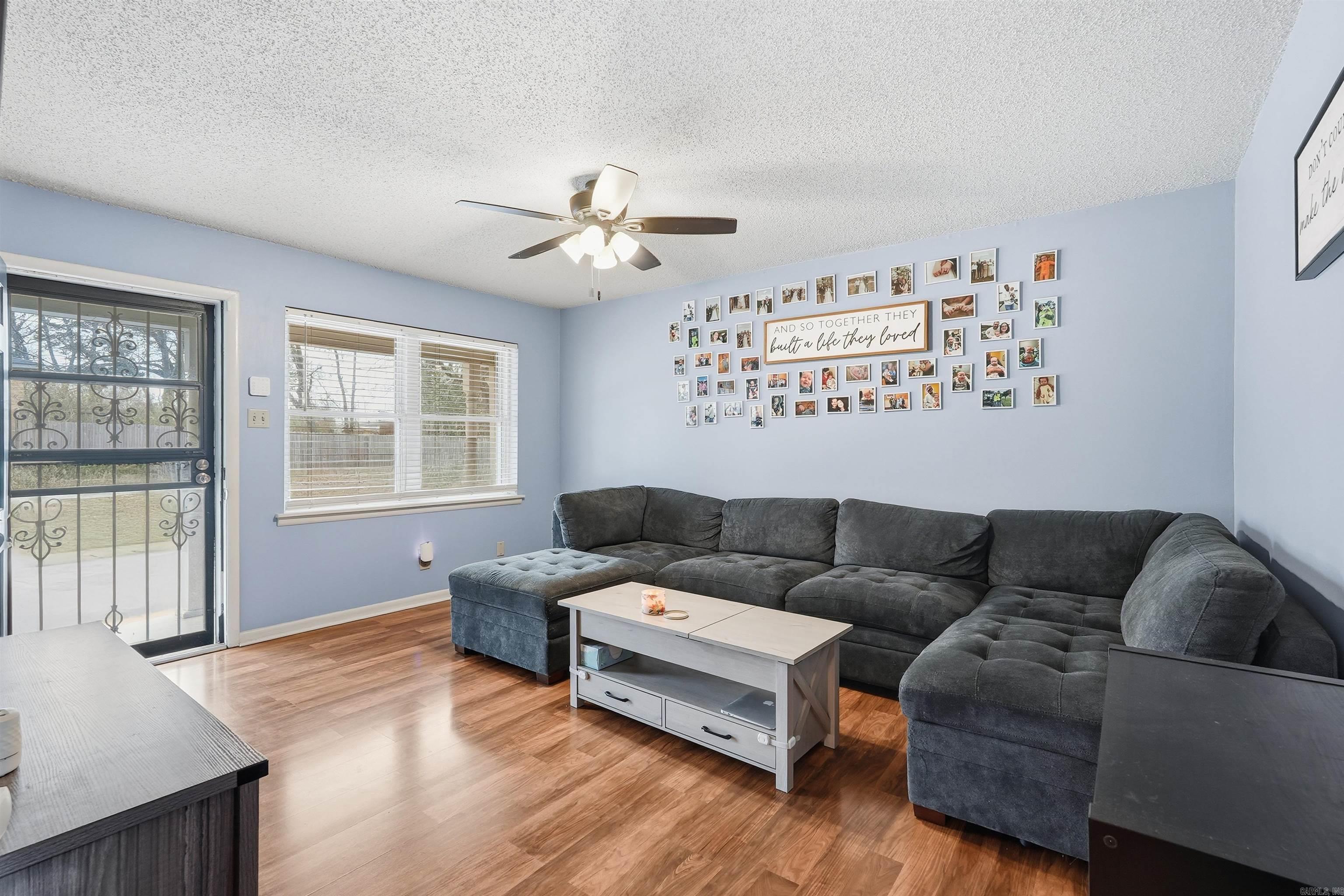 810 N Bailey Boulevard
