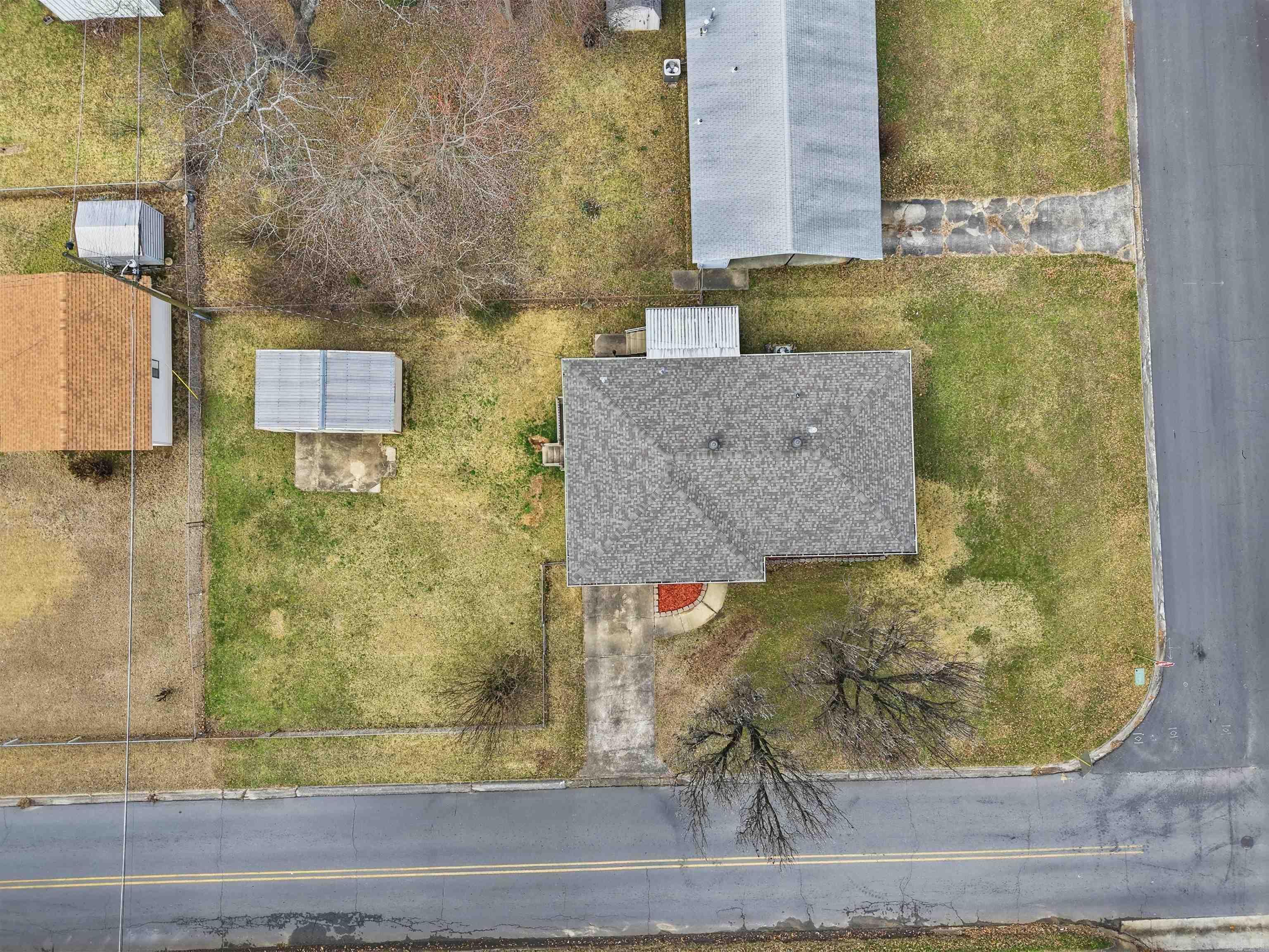 810 N Bailey Boulevard