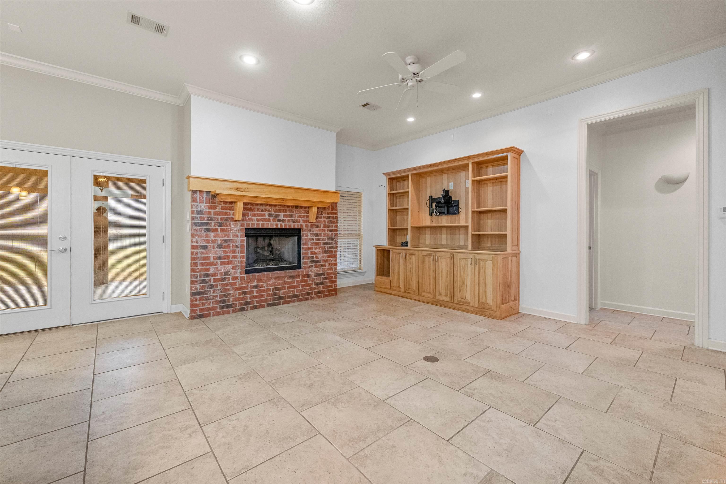 1070 Mound View Drive