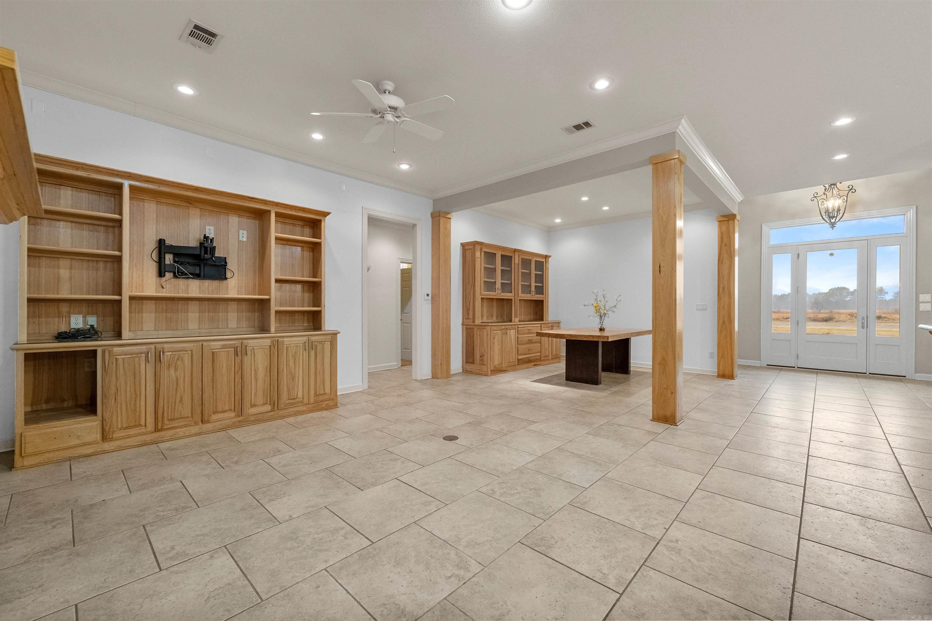 1070 Mound View Drive