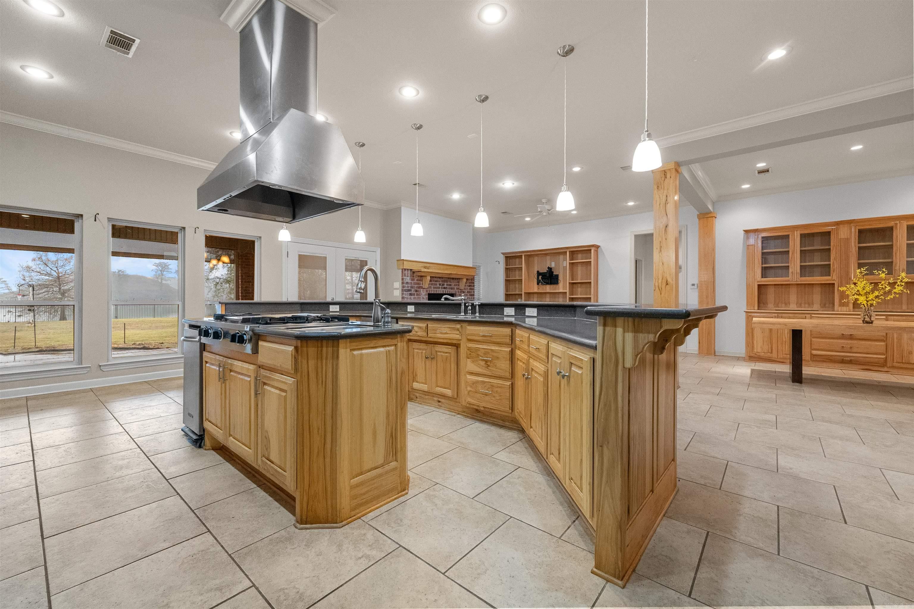 1070 Mound View Drive
