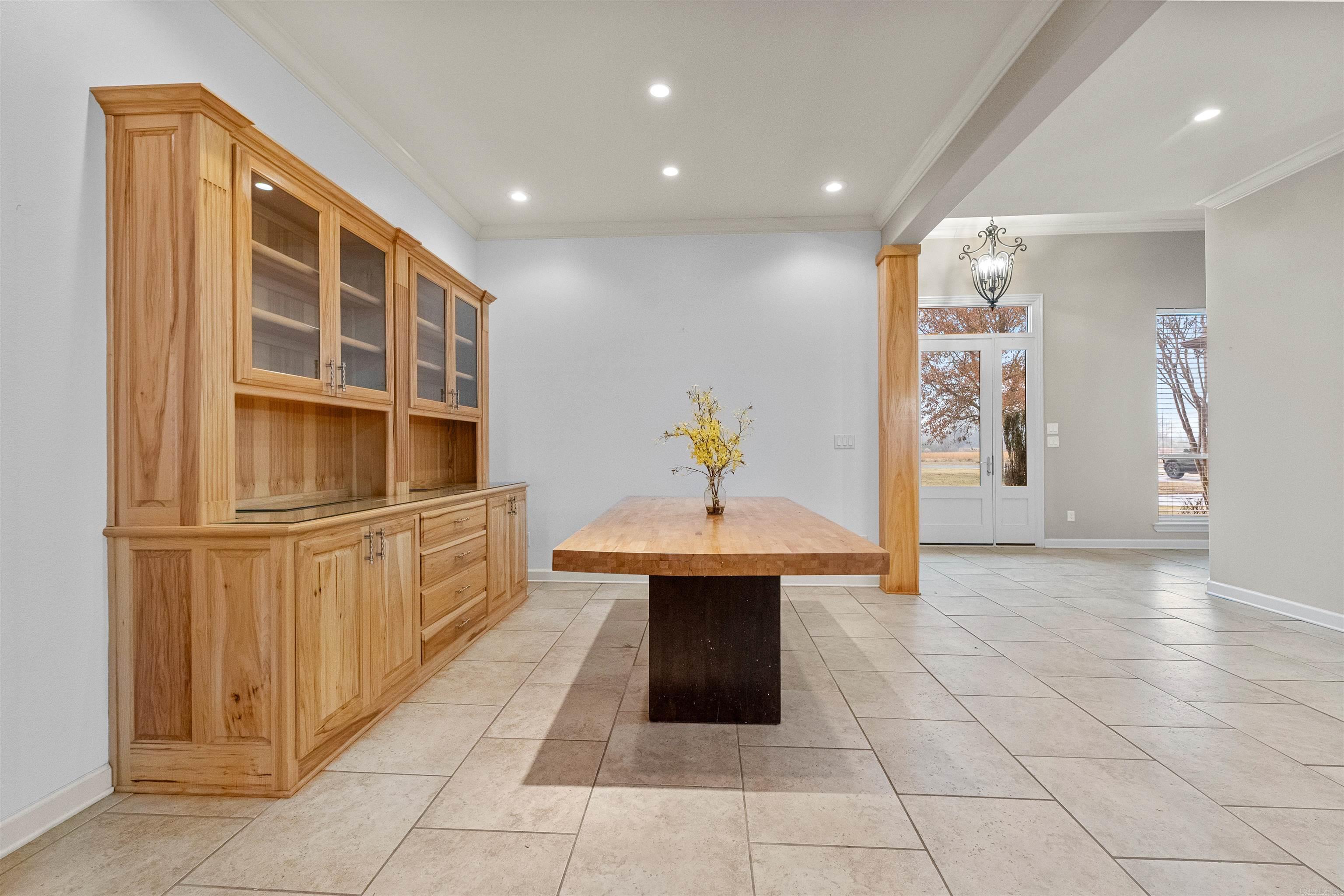 1070 Mound View Drive