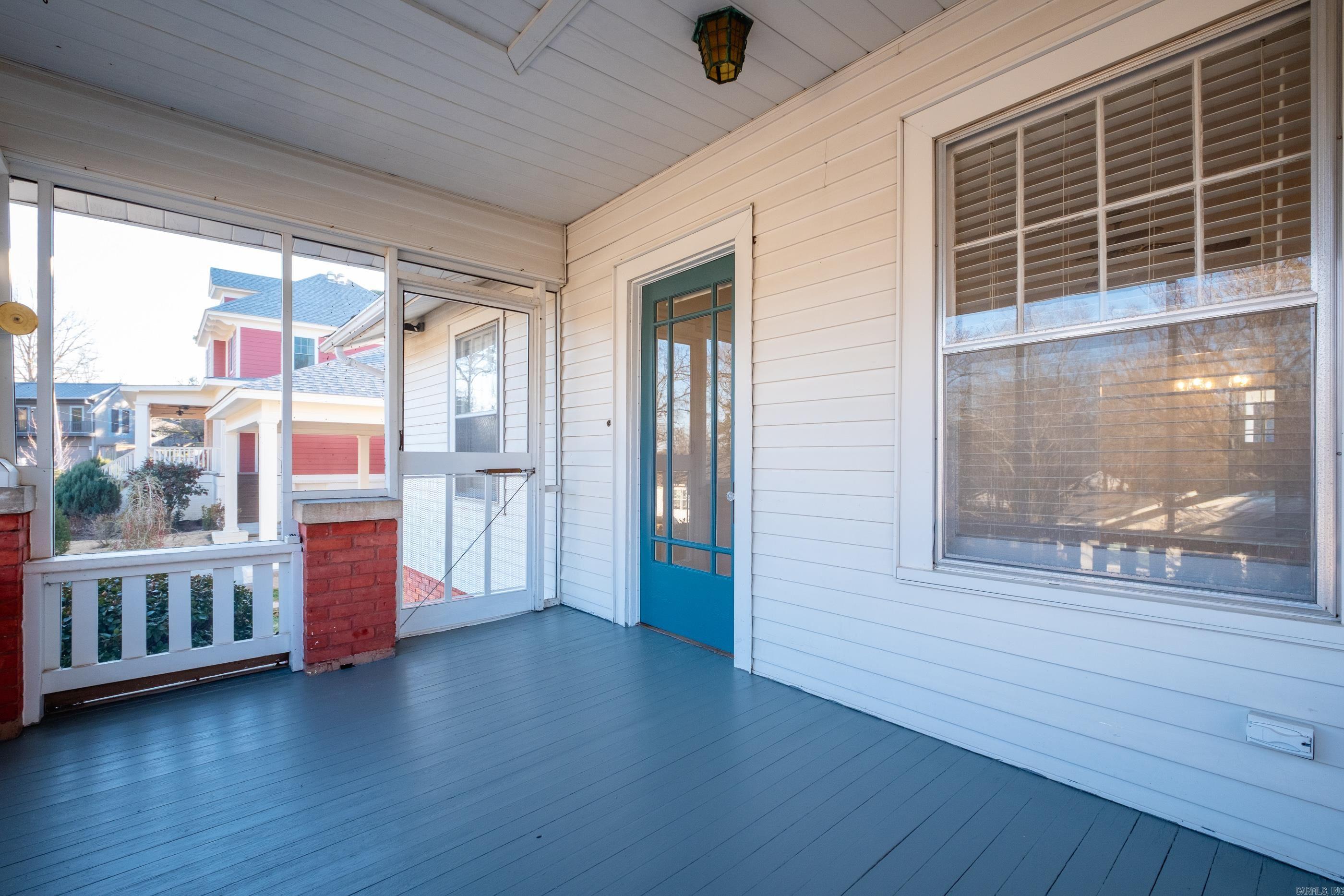 506 N Valentine Street