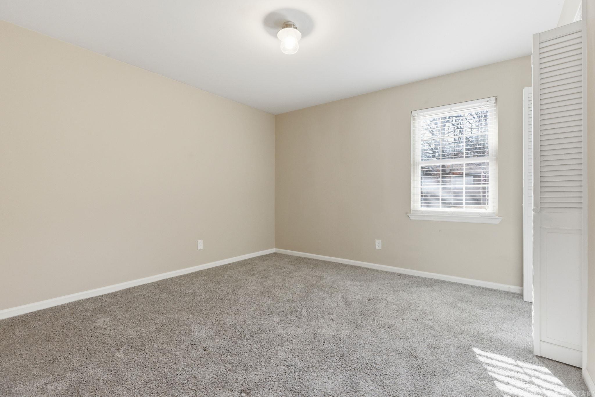 17 Shawnee Forest Cove