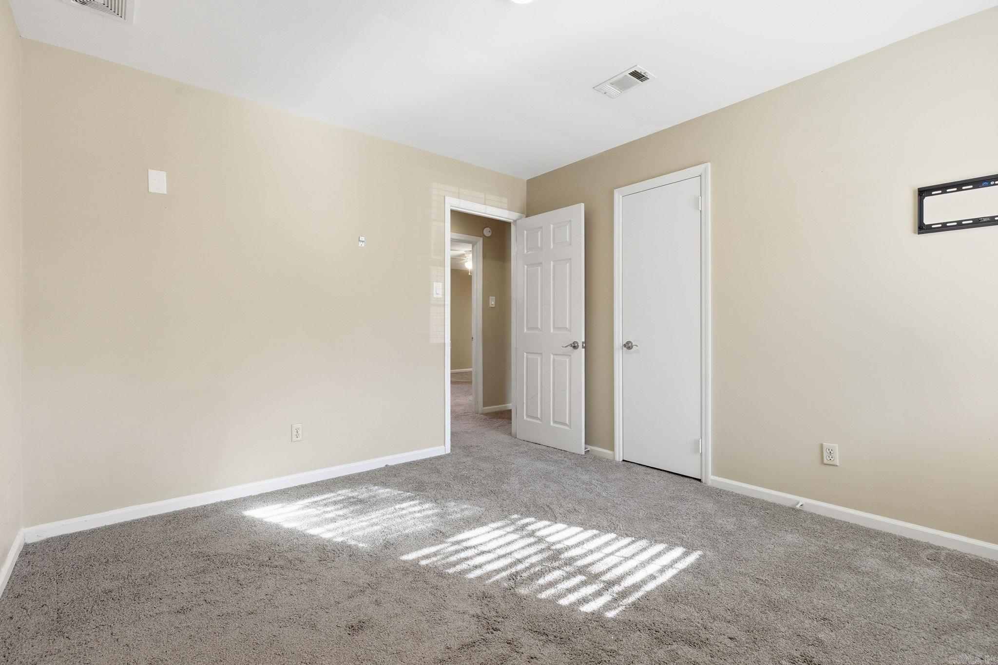 17 Shawnee Forest Cove