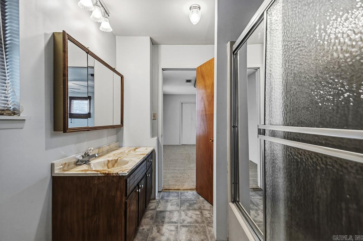 4313 Idlewild