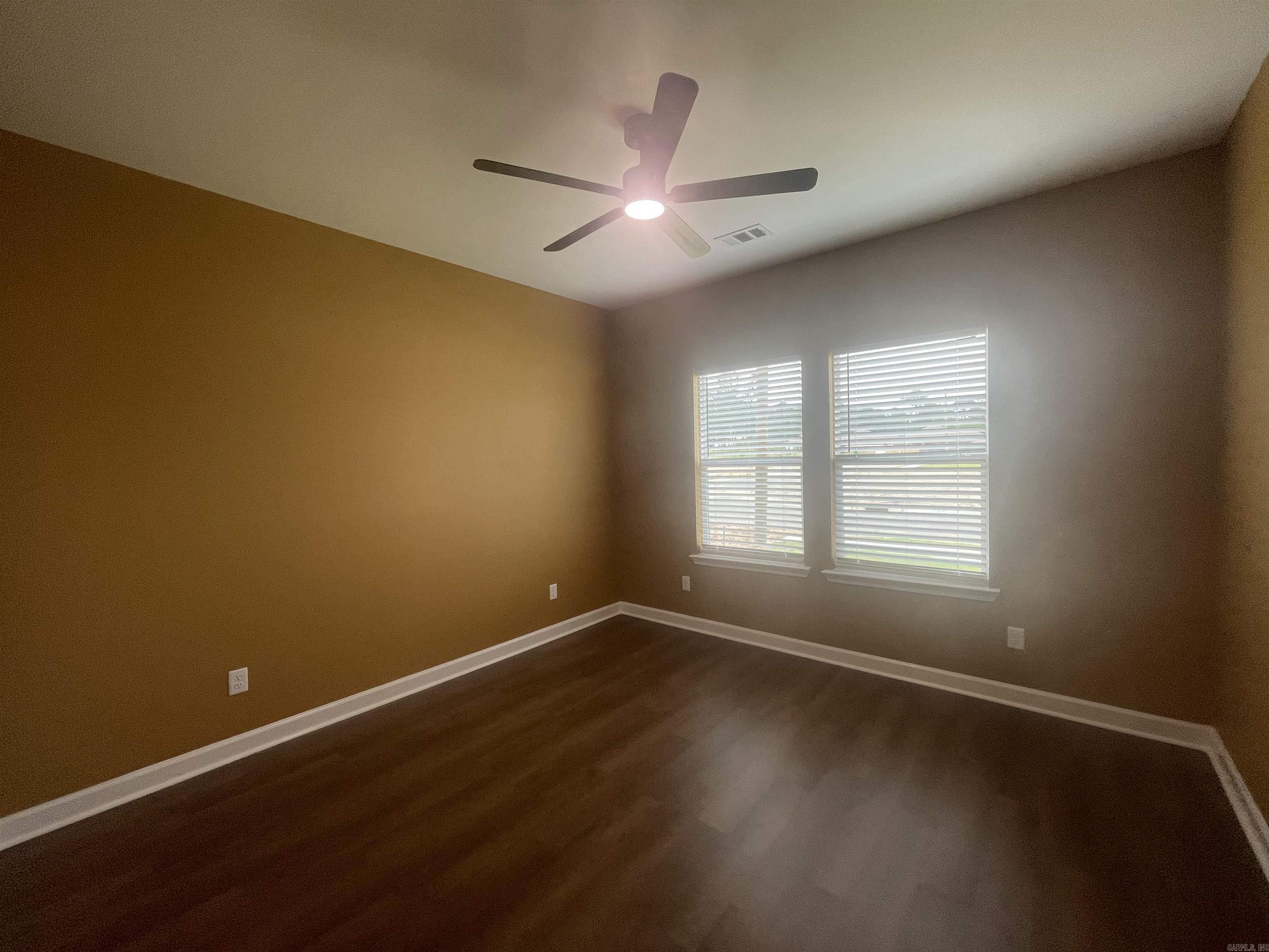 66 Springtree