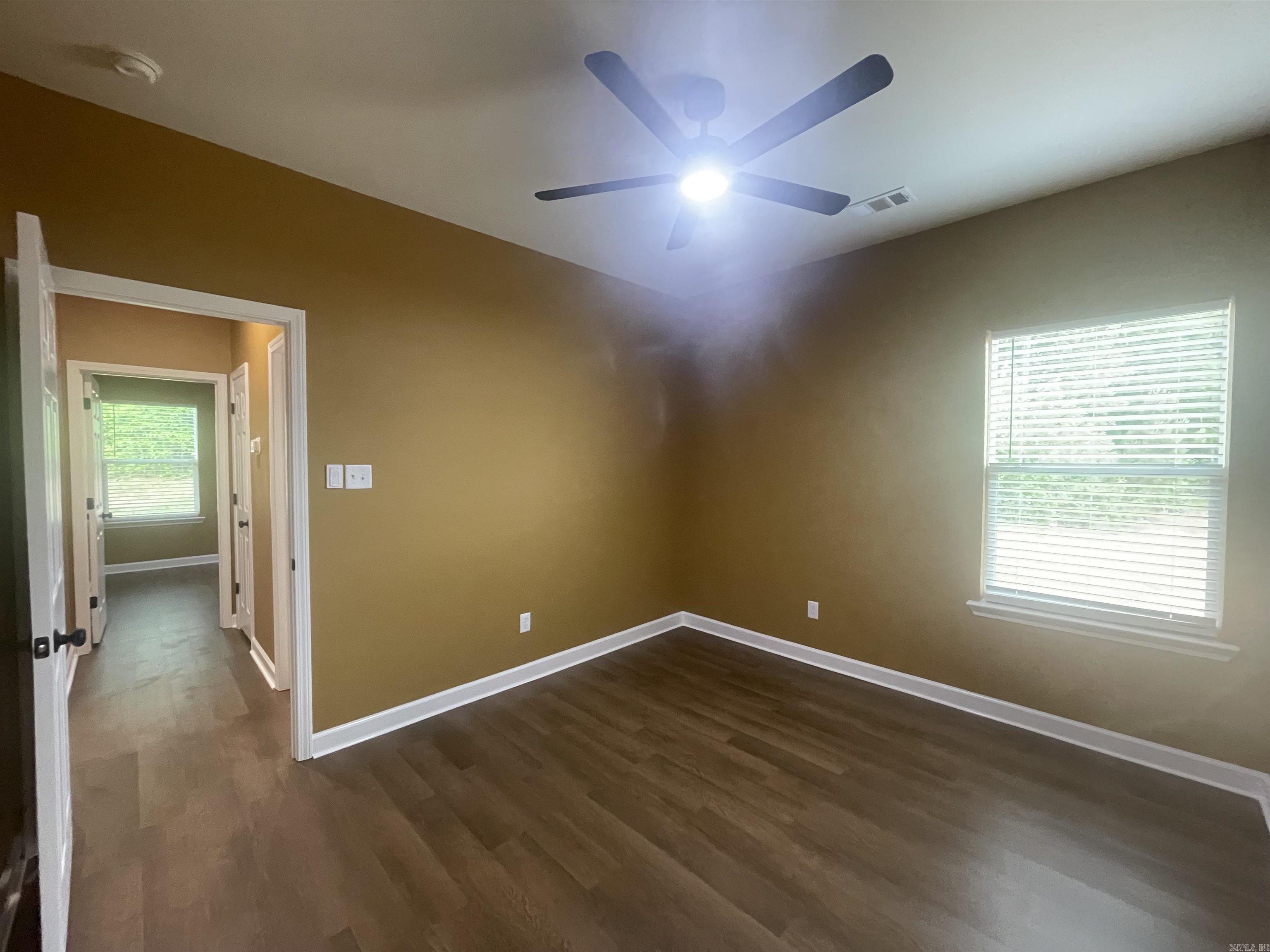 66 Springtree