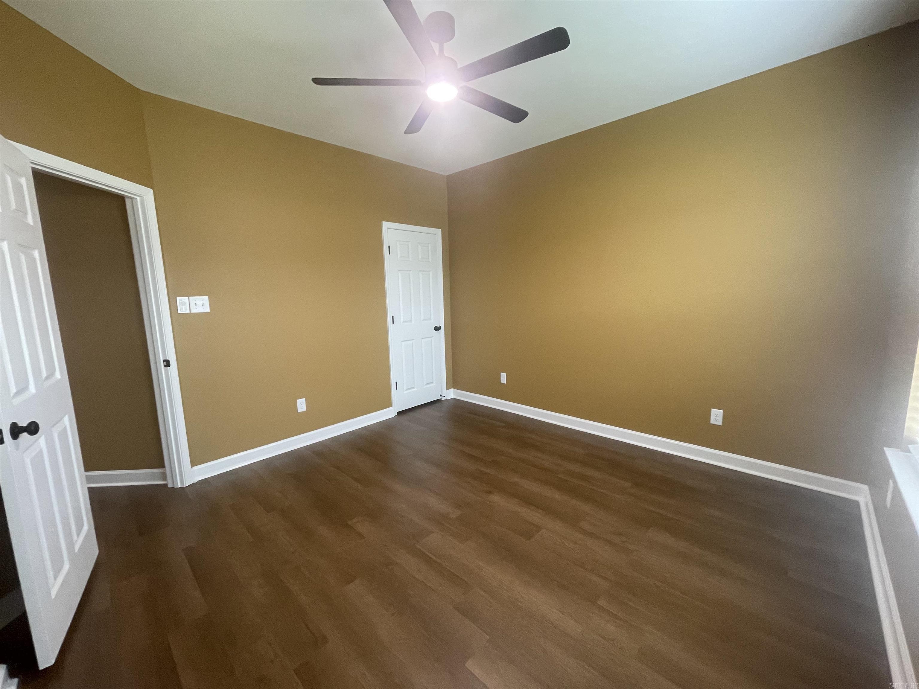 66 Springtree