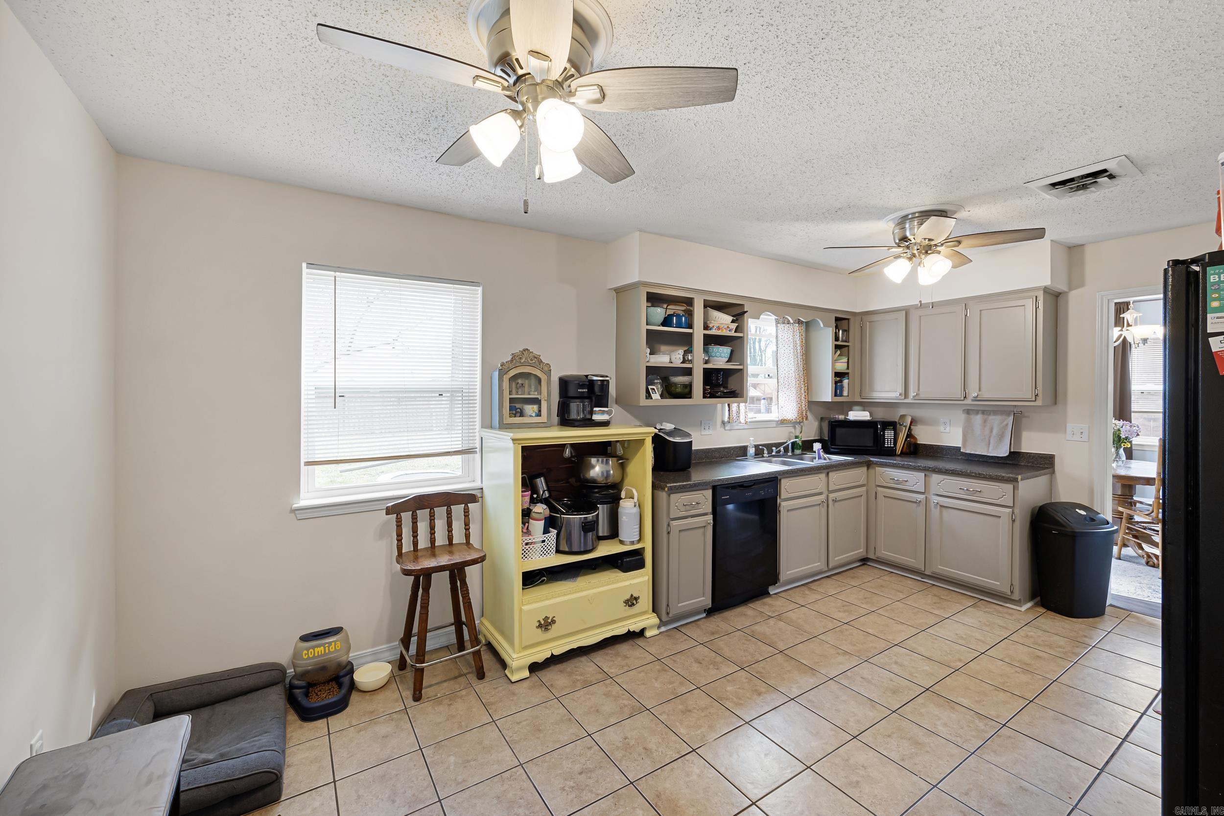 1512 N Jackson