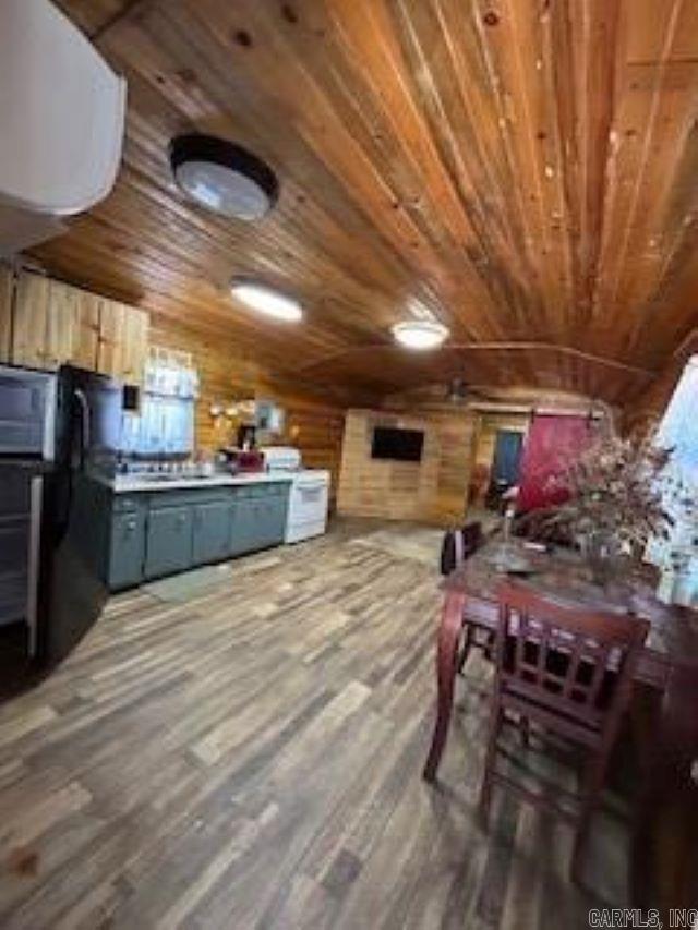 Lot 5A & Lot 6A Private Road 2716