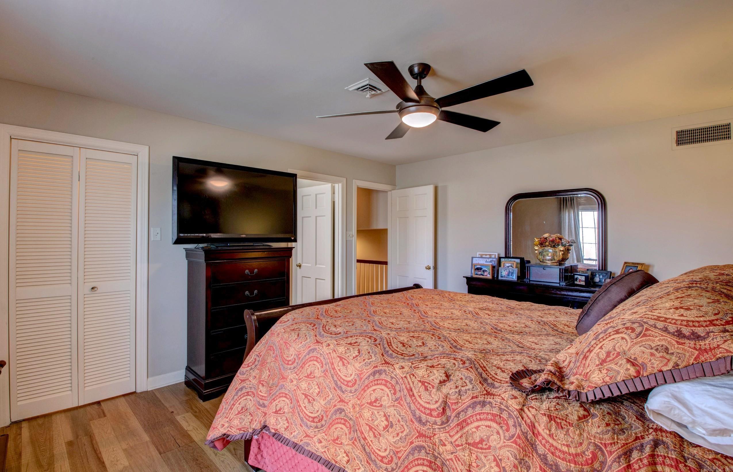 3901 Cedar Hill Road, #16