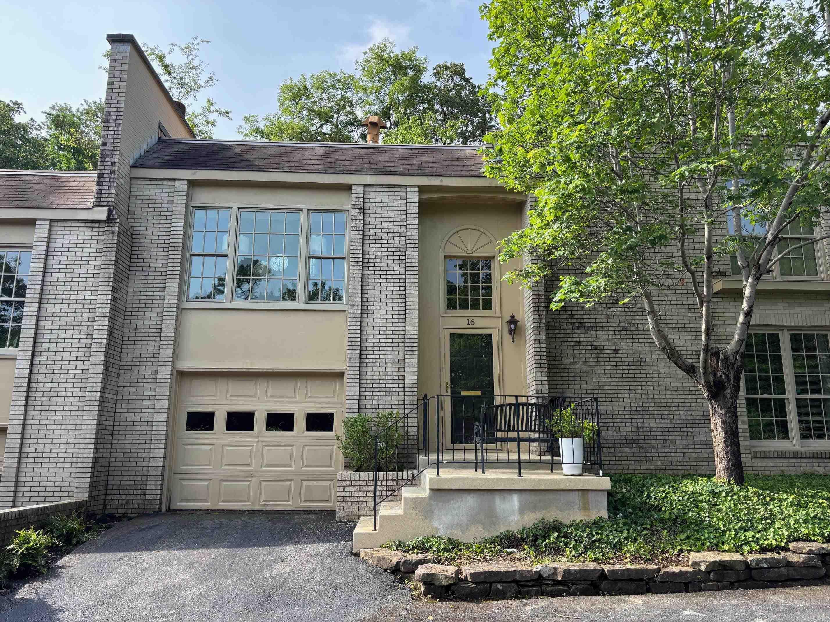 3901 Cedar Hill Road, #16