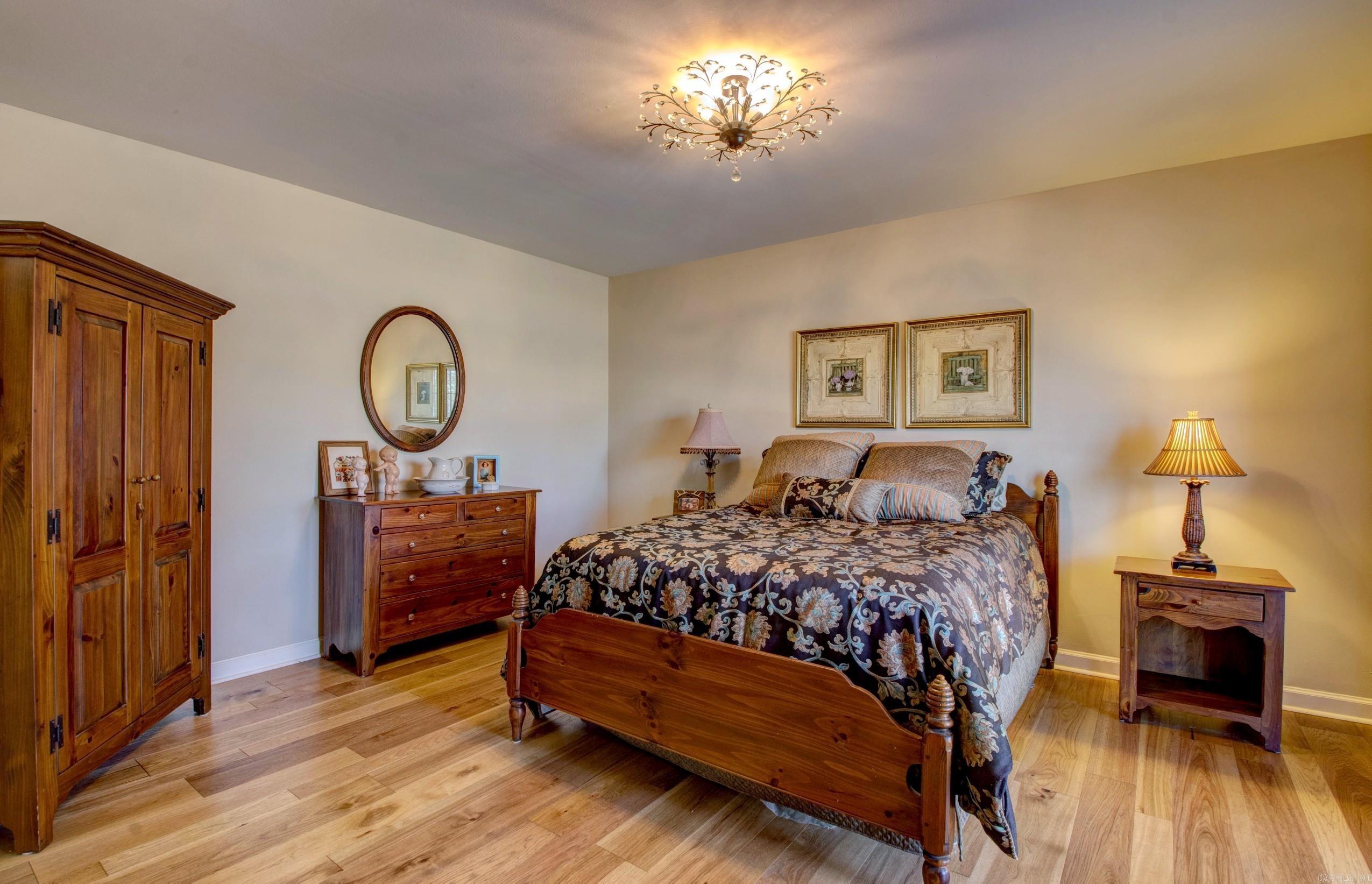 3901 Cedar Hill Road, #16