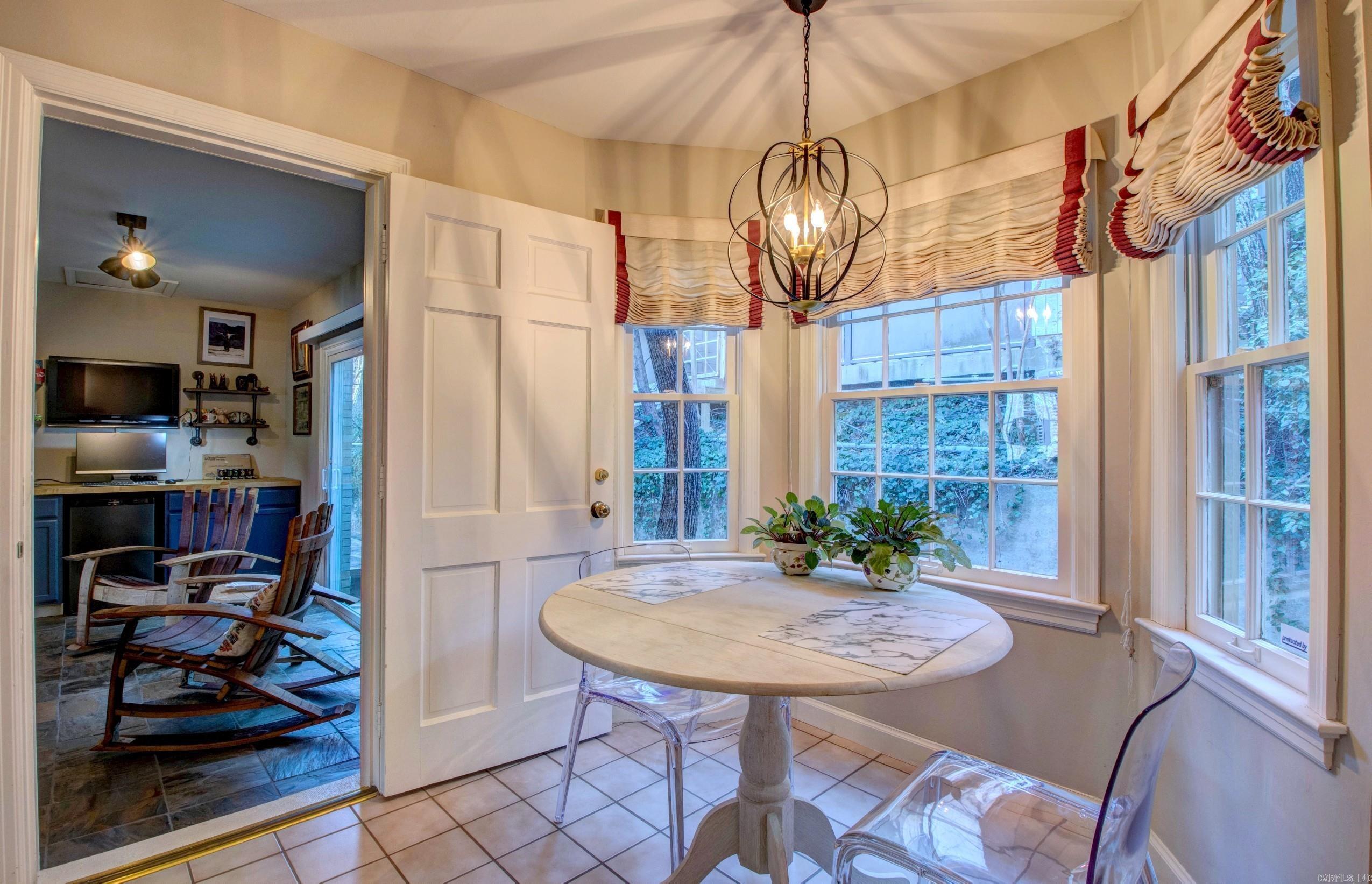 3901 Cedar Hill Road, #16