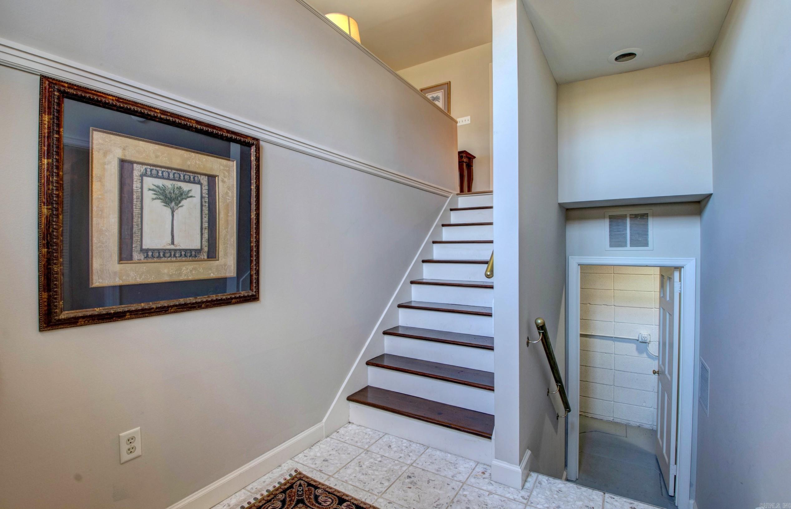 3901 Cedar Hill Road, #16
