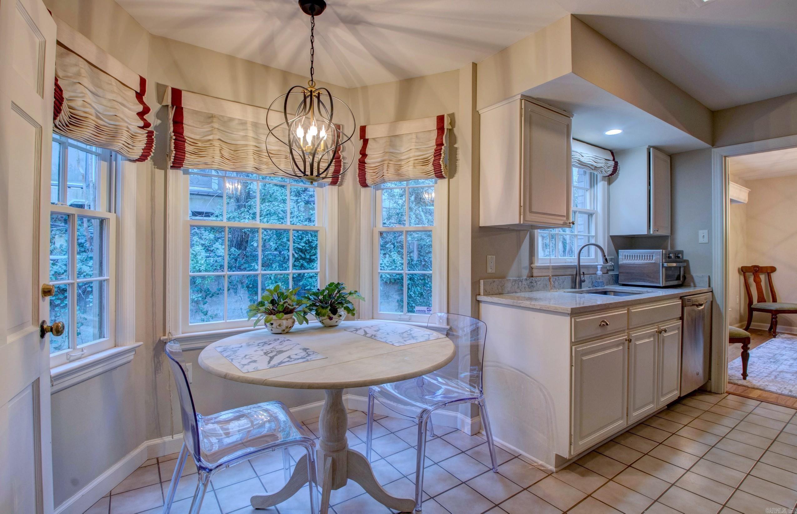3901 Cedar Hill Road, #16