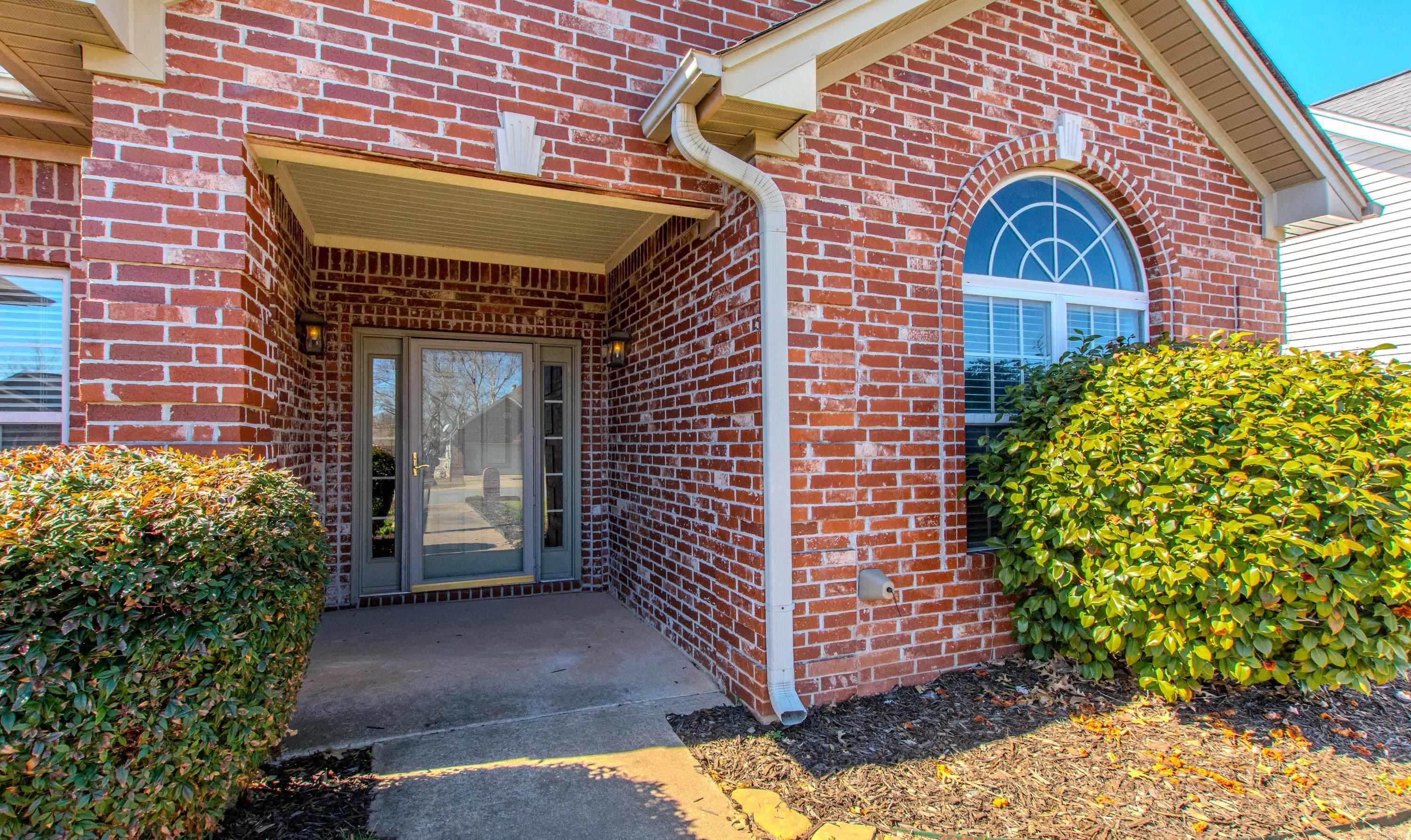 3211 Moonlighting Place Drive