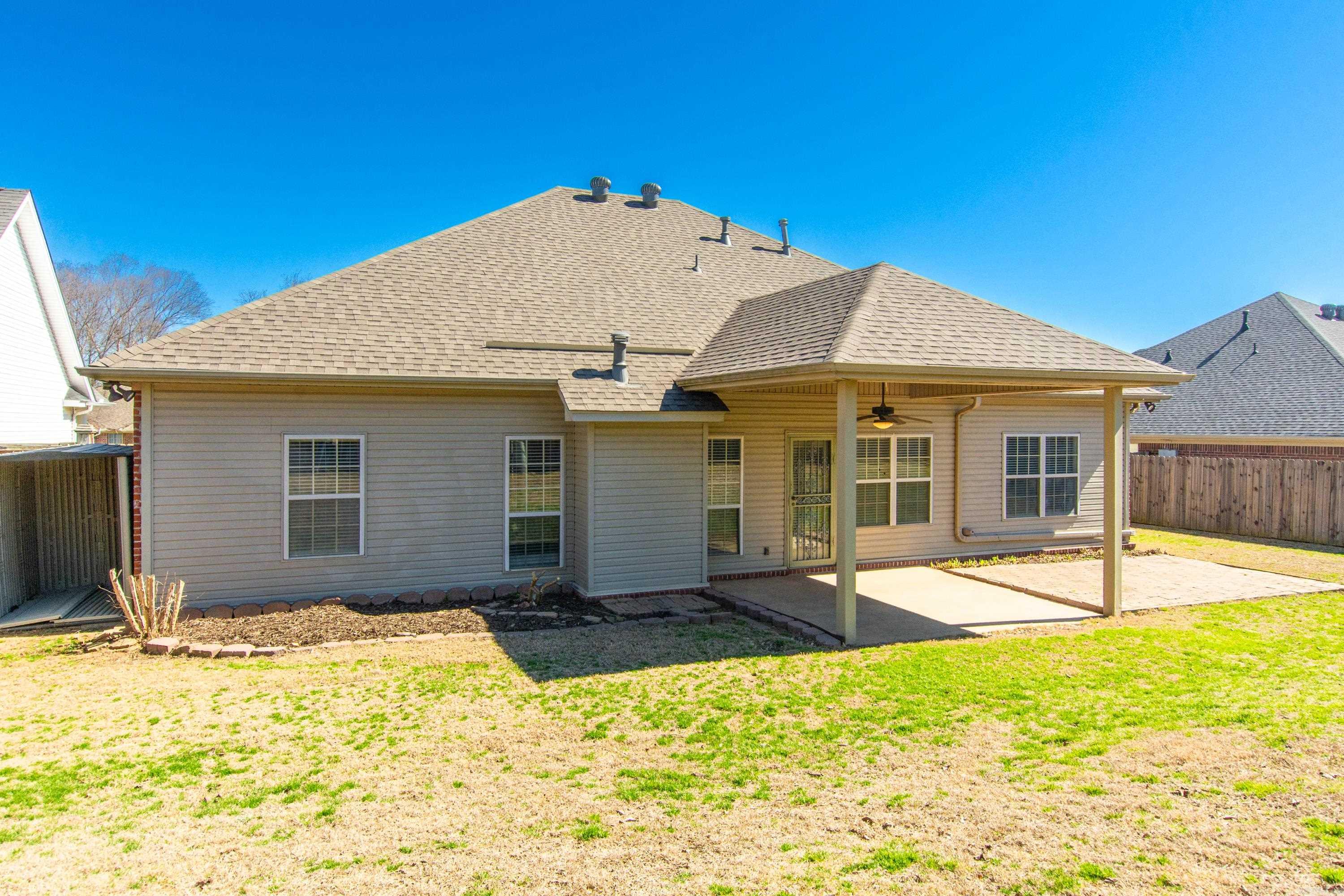 3211 Moonlighting Place Drive