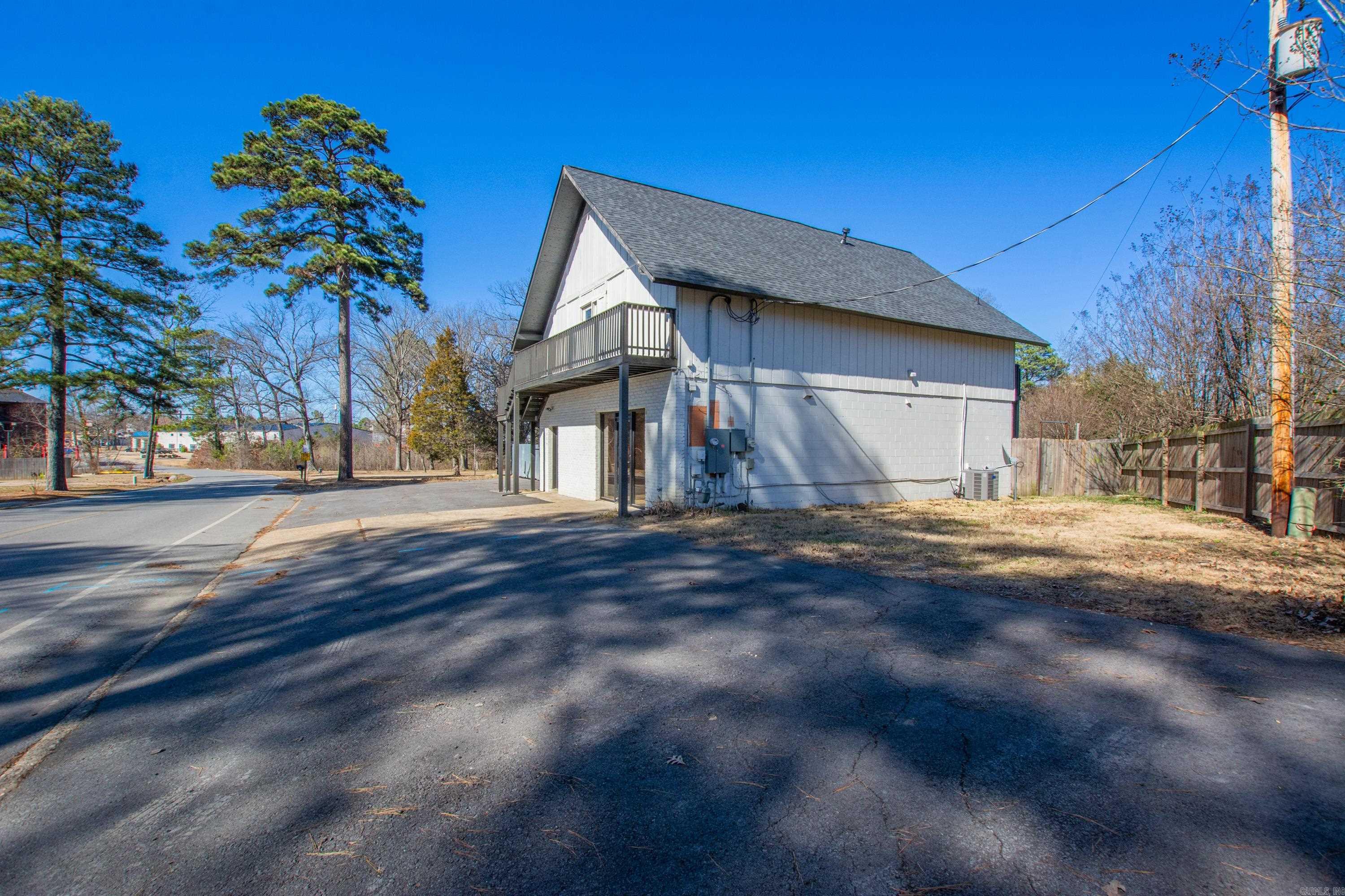 1904 Evans Loop