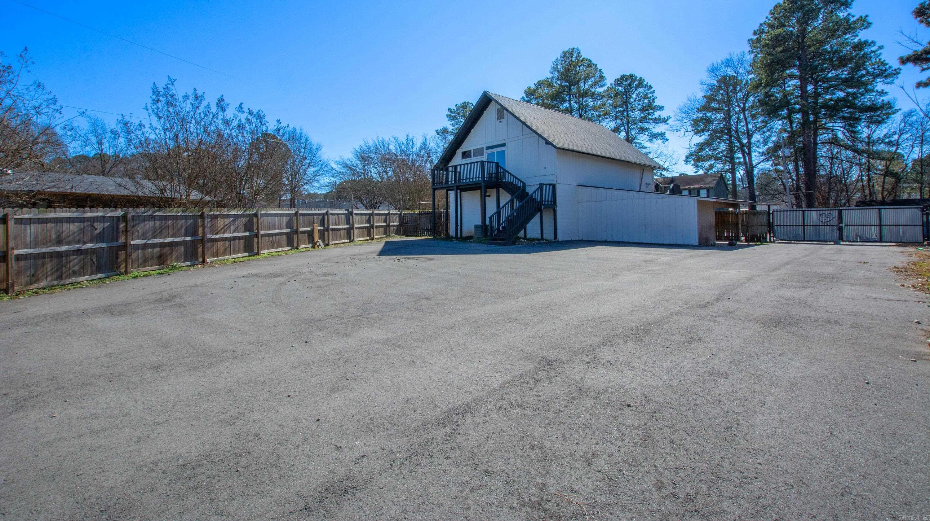 1904 Evans Loop
