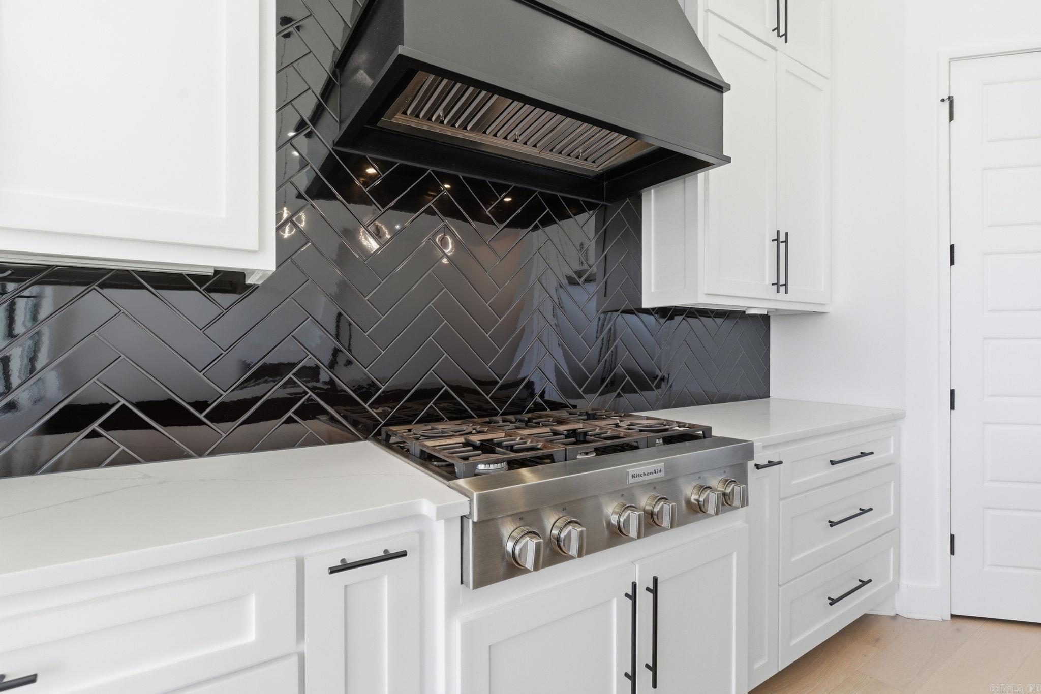 6856 Hilo Avenue