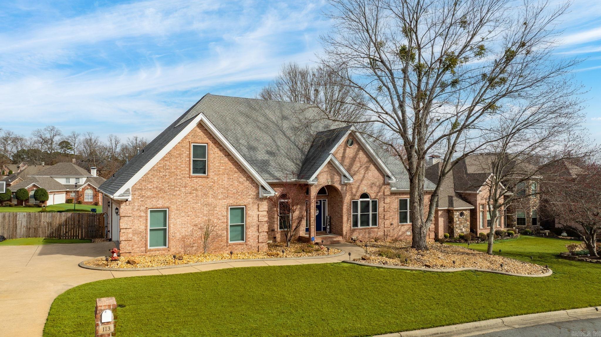 113 Mohawk Drive