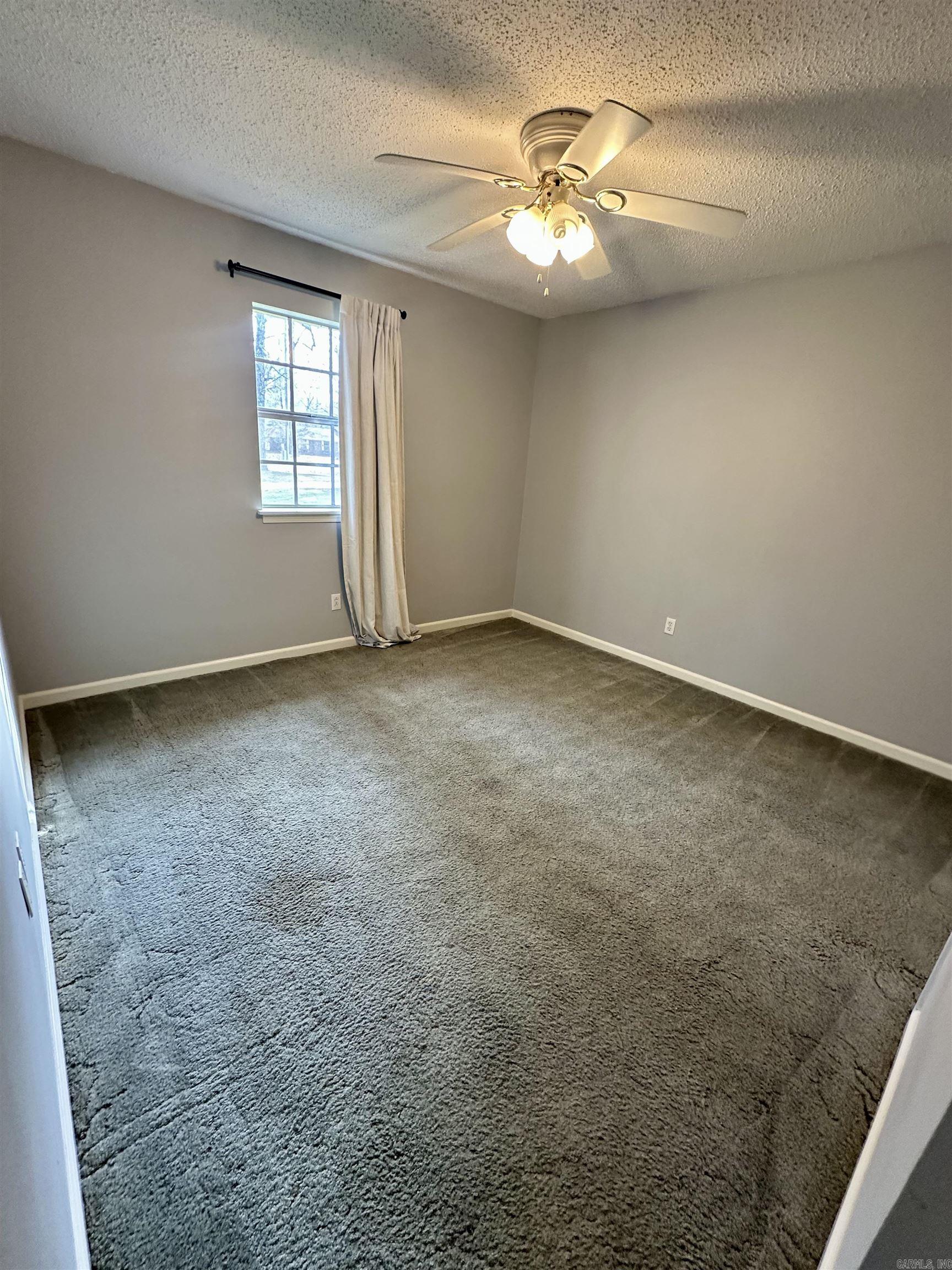 2601 Whippoorwill Lane