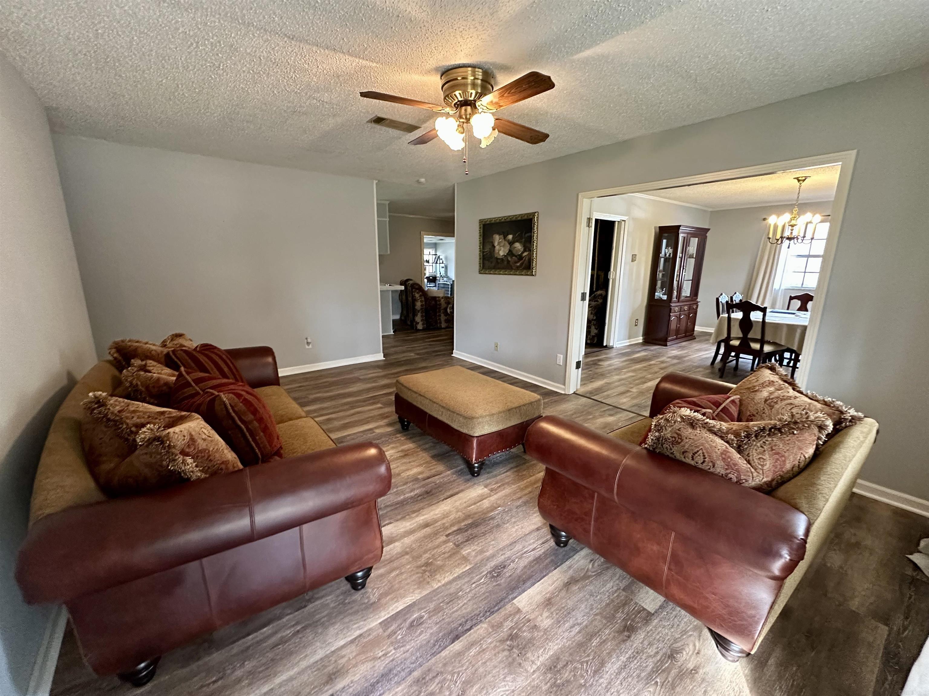 2601 Whippoorwill Lane