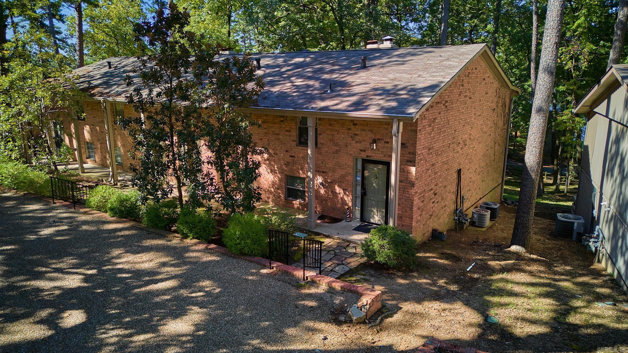 651 Peninsula #25
