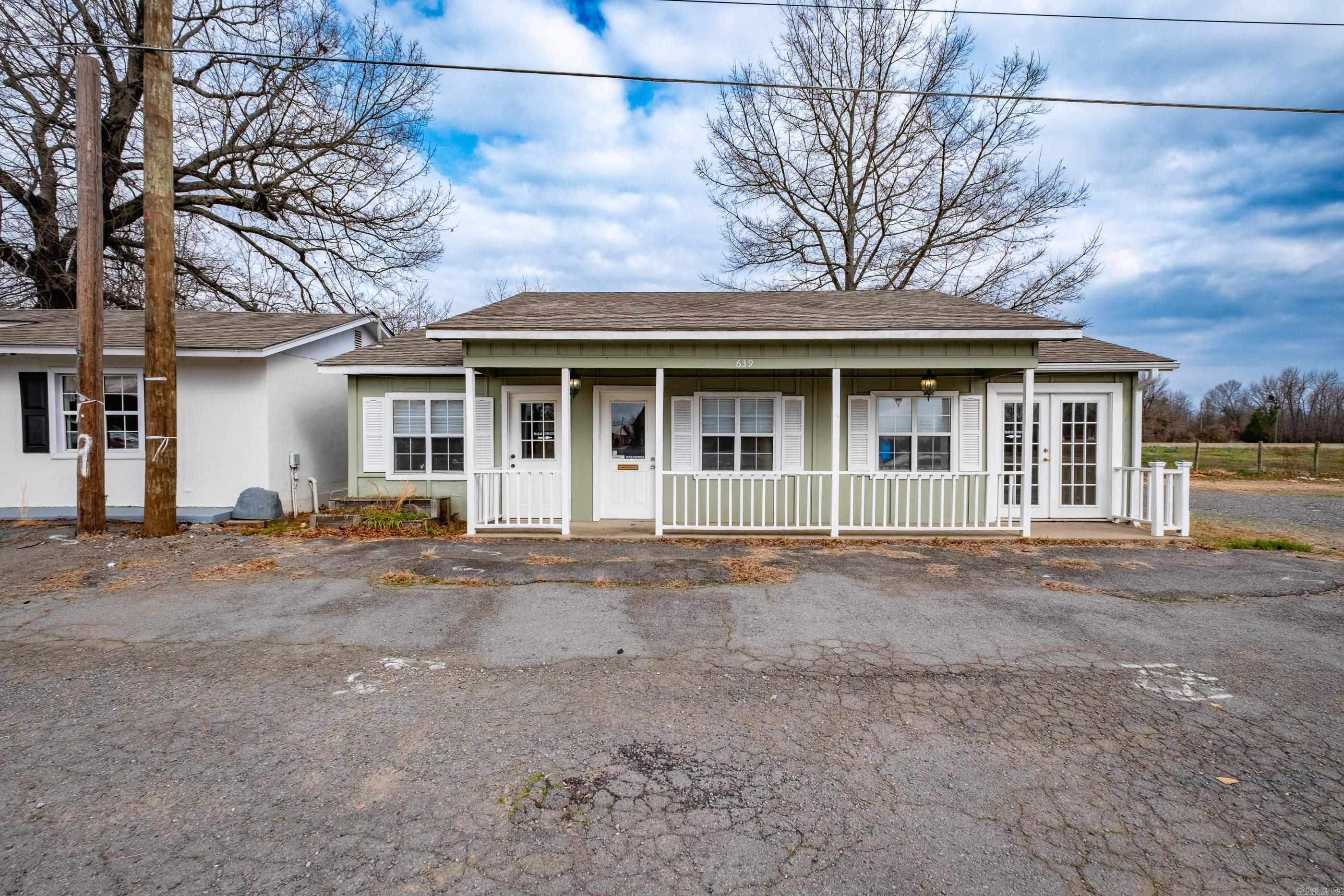 637 & 639 Hwy 365